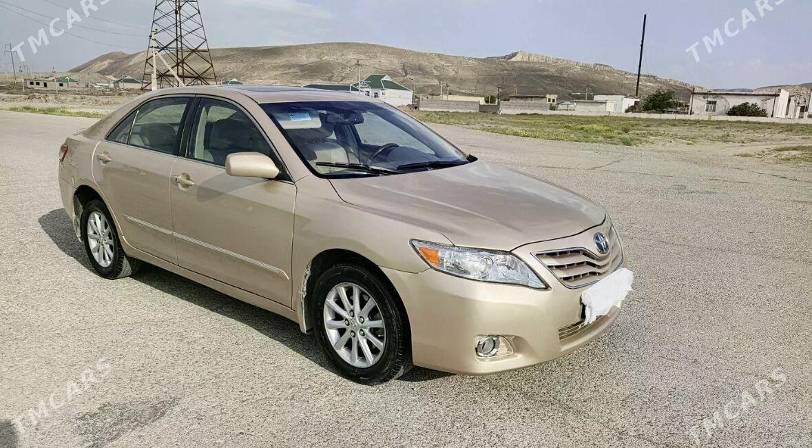Toyota Camry 2011 - 195 000 TMT - Bäherden - img 1