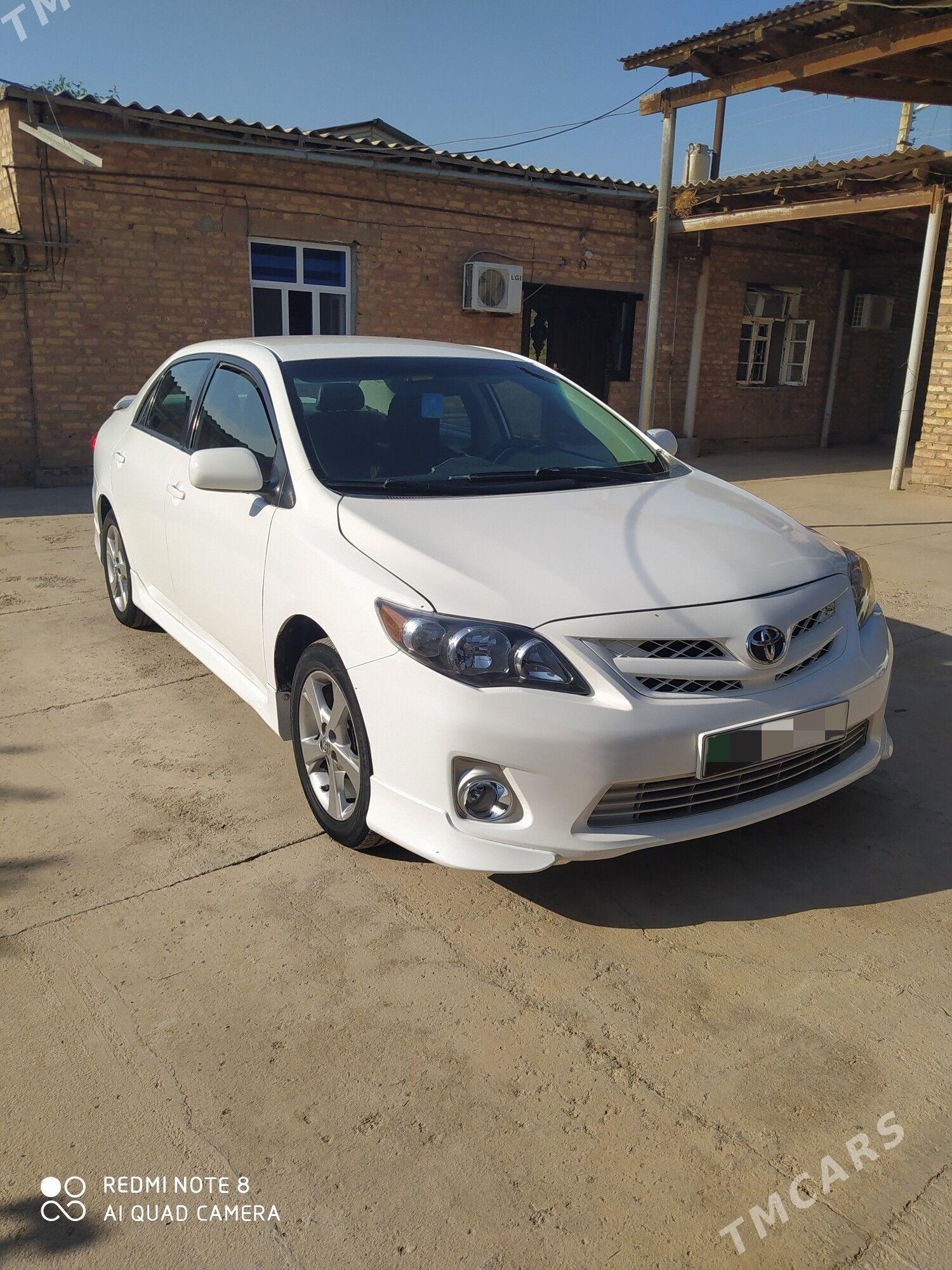 Toyota Corolla 2012 - 162 000 TMT - Теджен - img 1