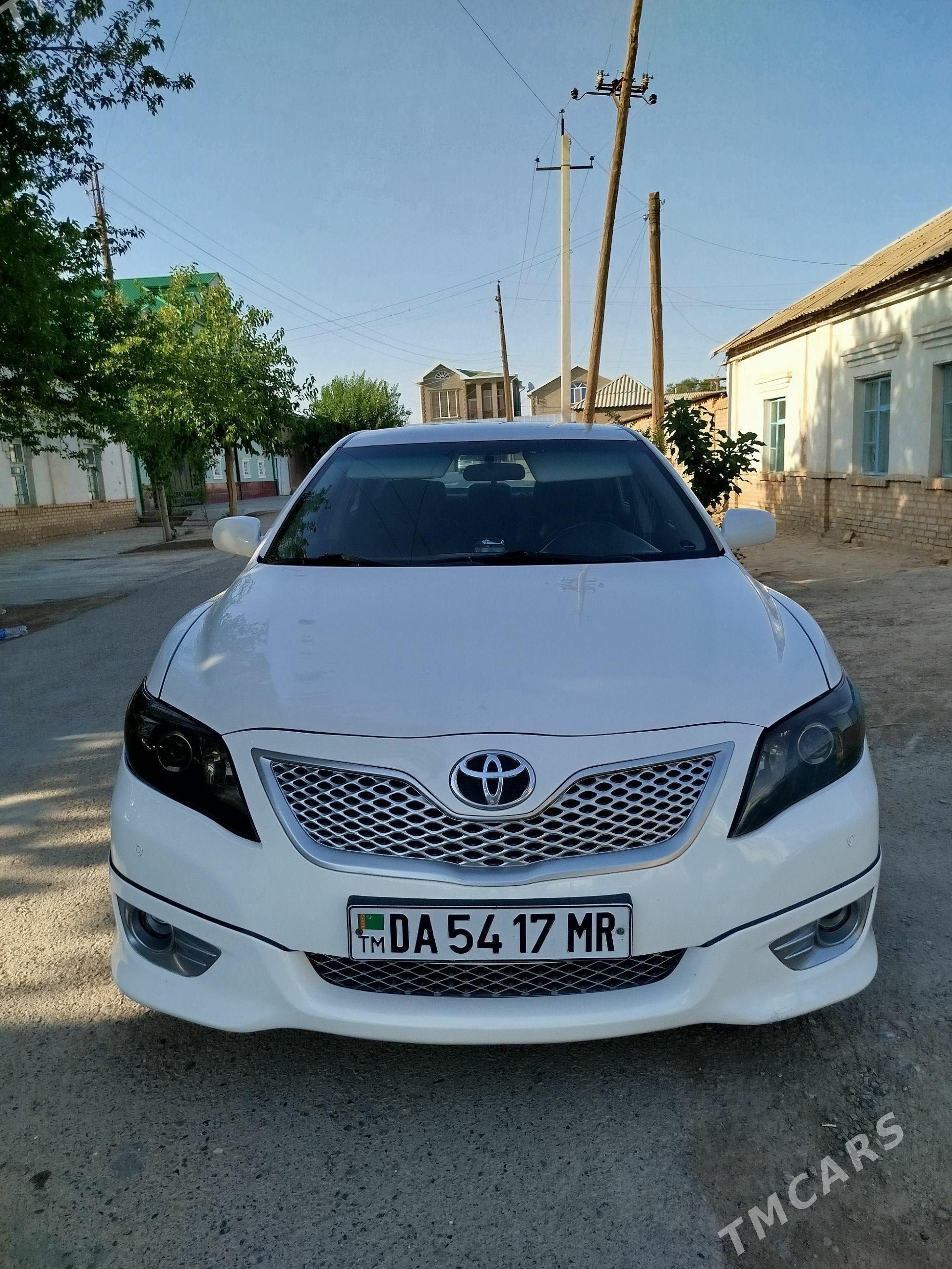 Toyota Camry 2009 - 210 000 TMT - Ýolöten - img 1