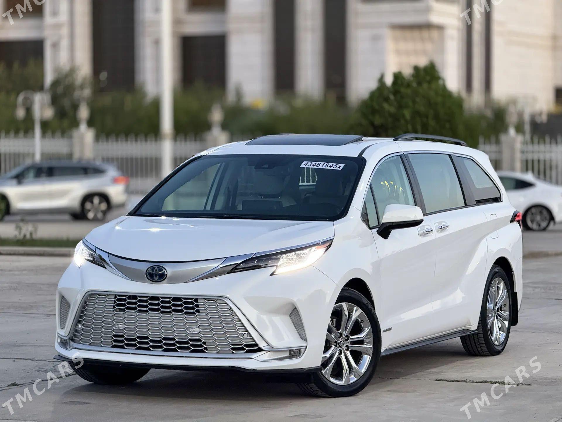 Toyota Sienna 2022 - 540 000 TMT - Дашогуз - img 1