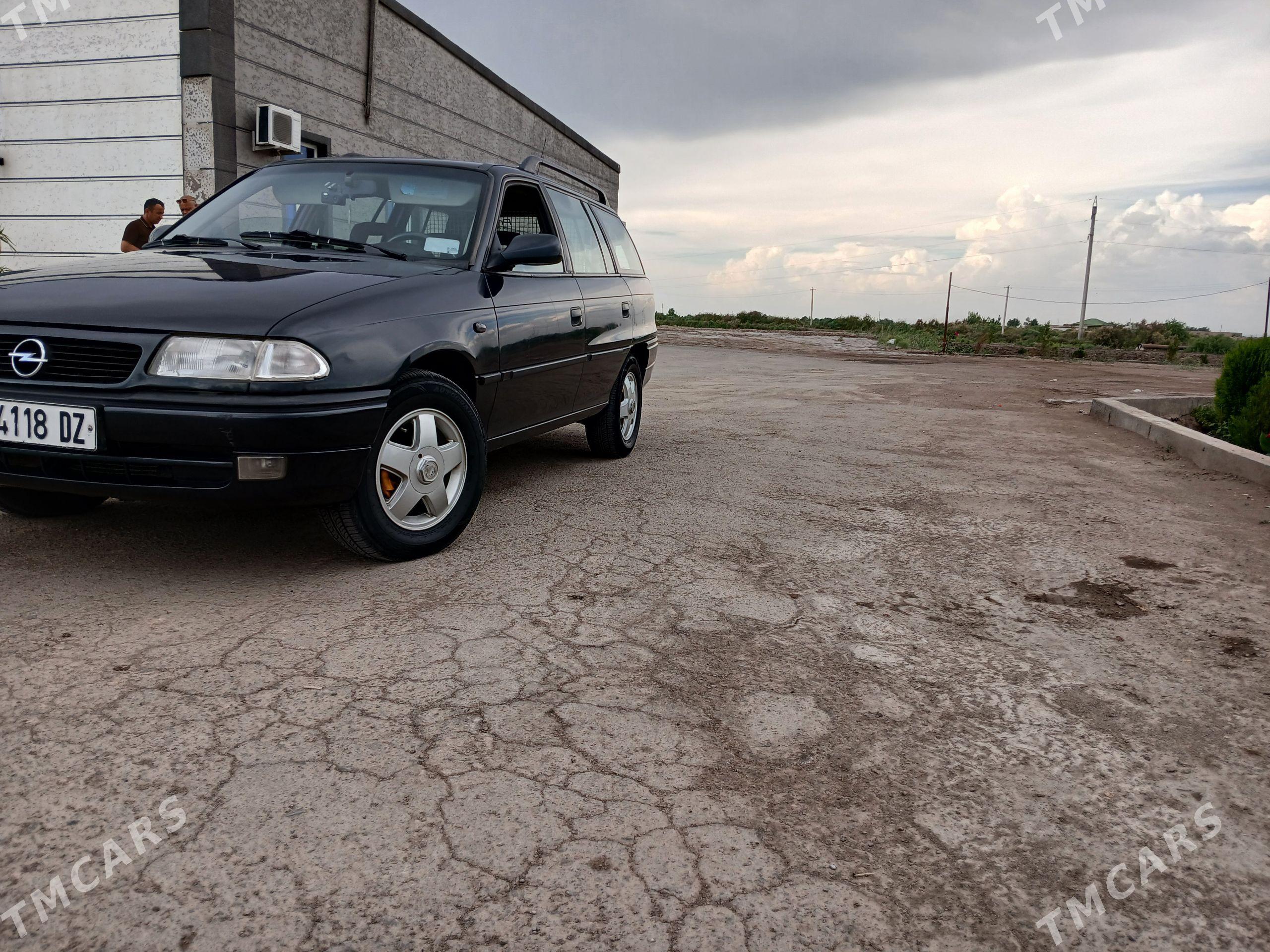 Opel Astra 1997 - 84 000 TMT - Шабатский этрап - img 1
