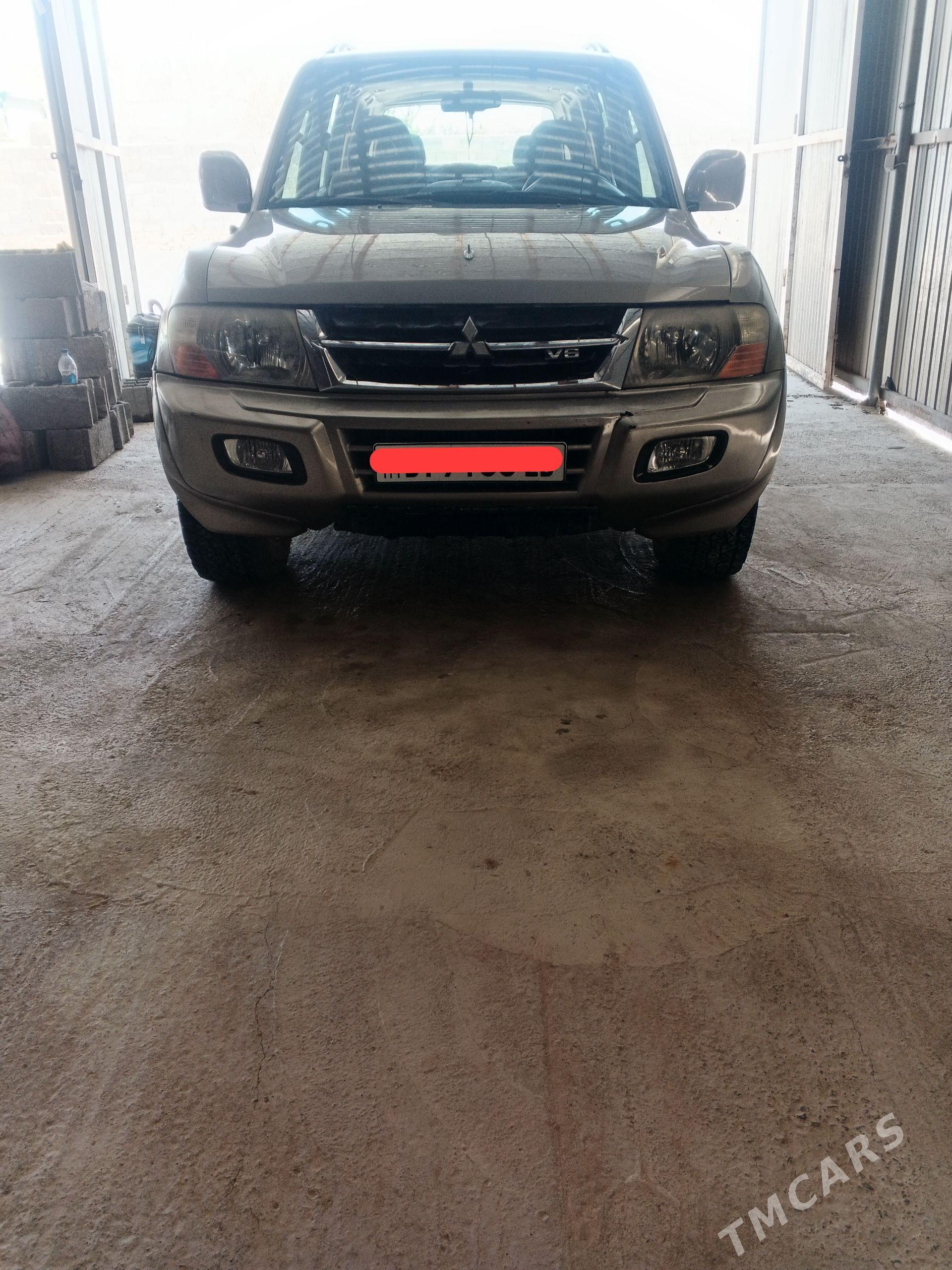 Mitsubishi Pajero 2002 - 145 000 TMT - Köýtendag - img 1