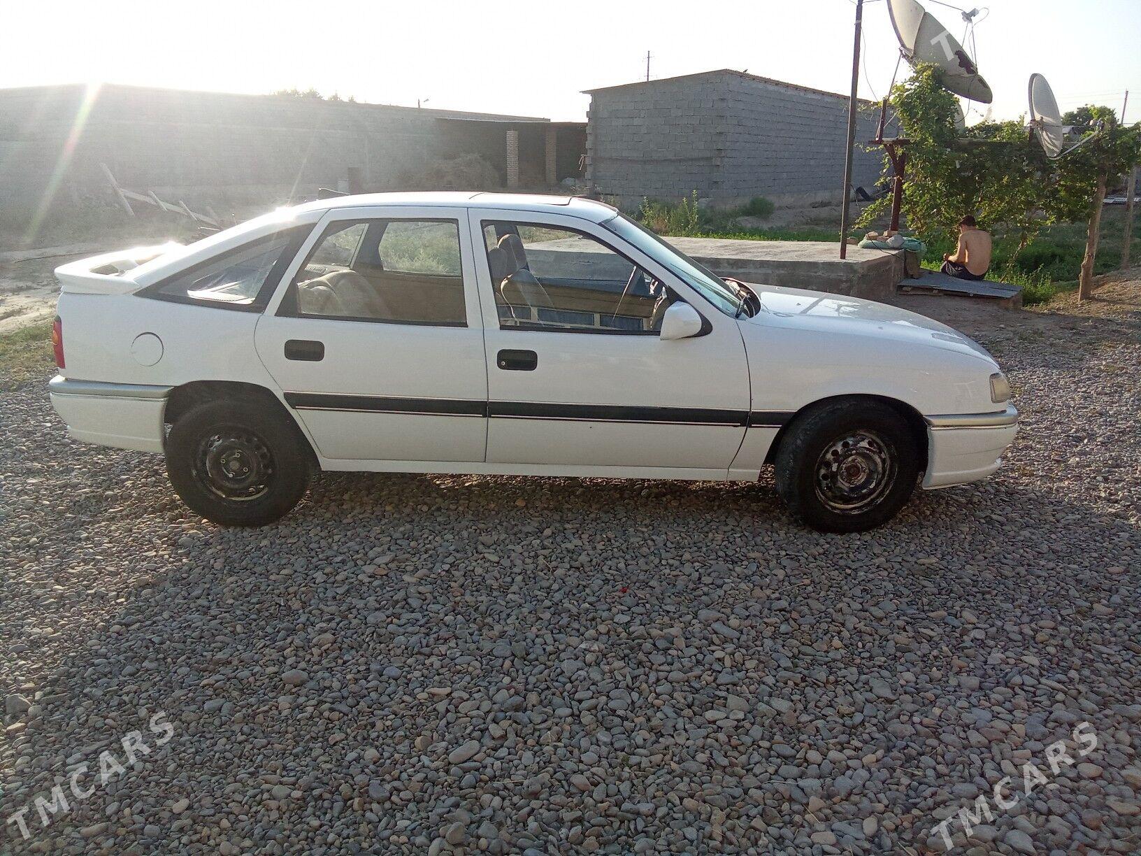 Opel Vectra 1990 - 40 000 TMT - Кака - img 1