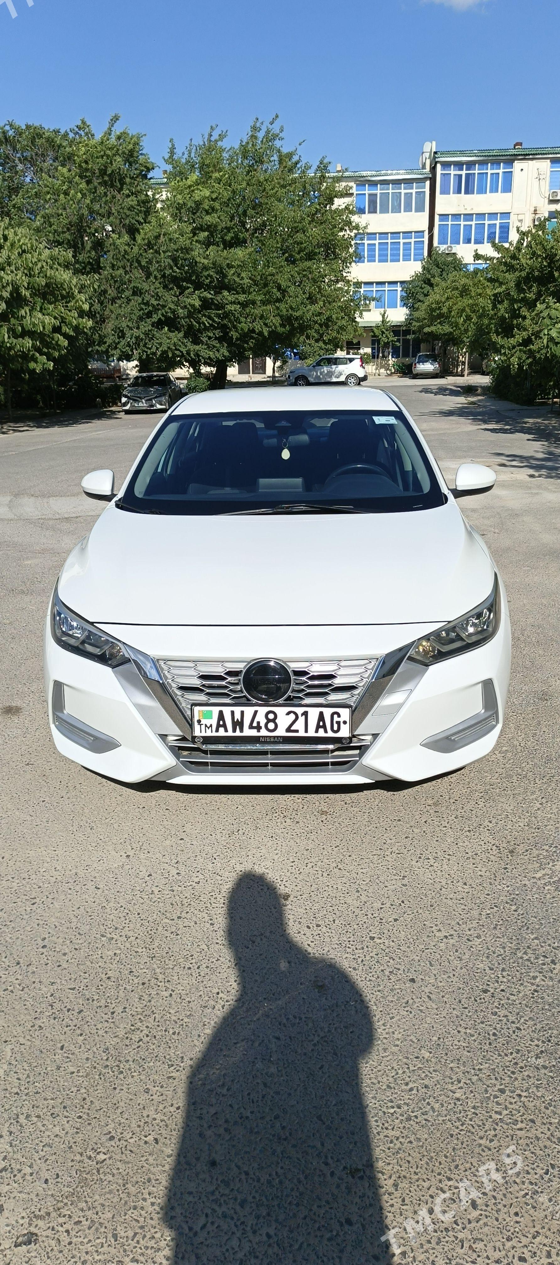 Nissan Sentra 2022 - 240 000 TMT - Бузмеин - img 1