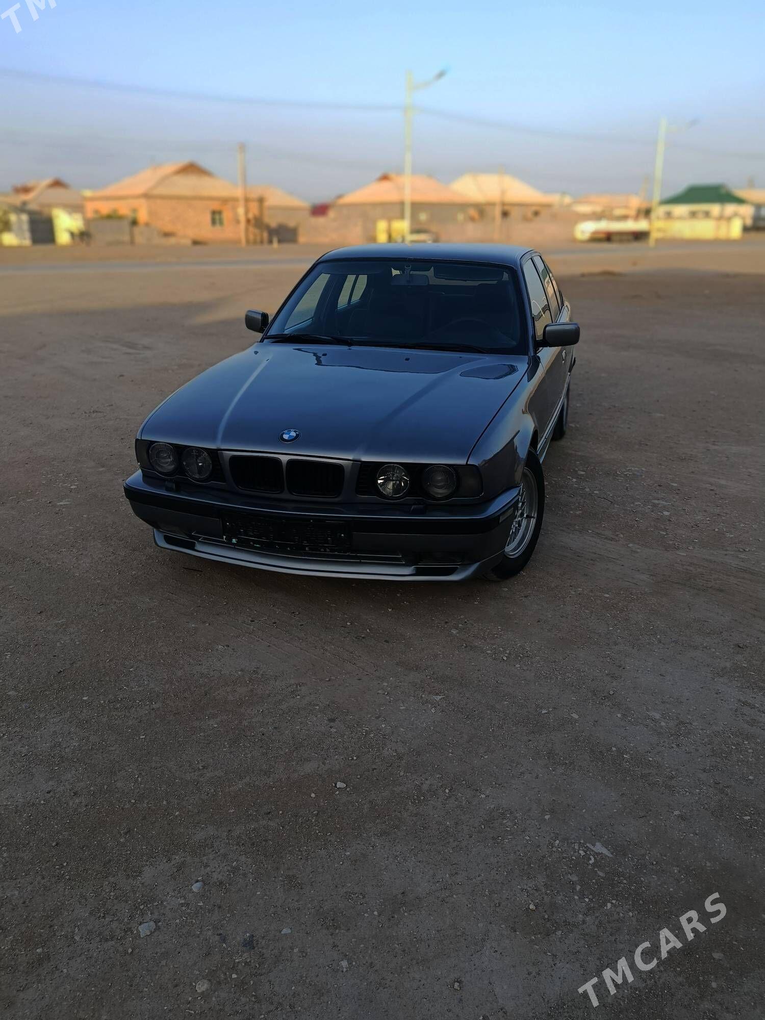 BMW 525 1991 - 88 000 TMT - Гумдаг - img 1