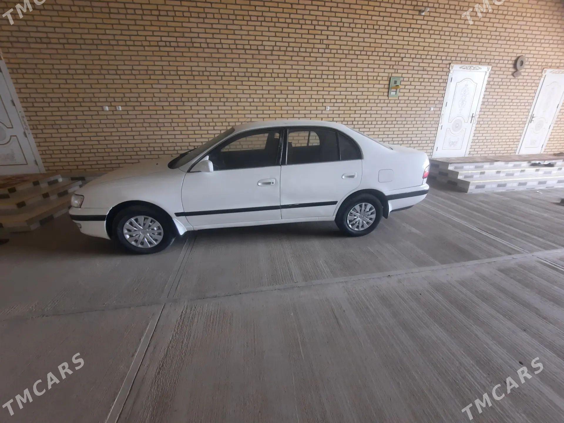 Toyota Corona 1995 - 65 000 TMT - Халач - img 1