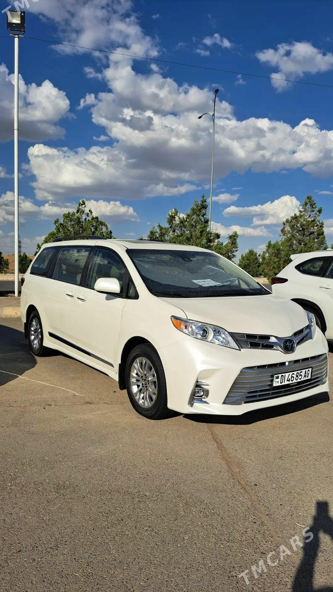 Toyota Sienna 2020 - 566 000 TMT - Ашхабад - img 1