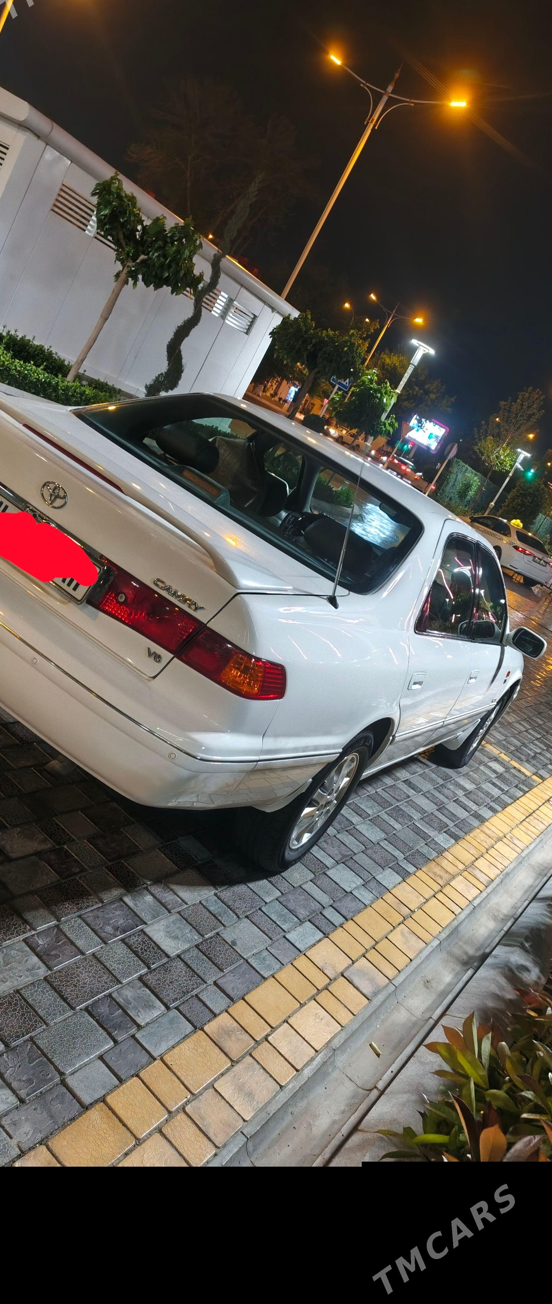 Toyota Camry 2001 - 200 000 TMT - Ак-Бугдайский этрап - img 1