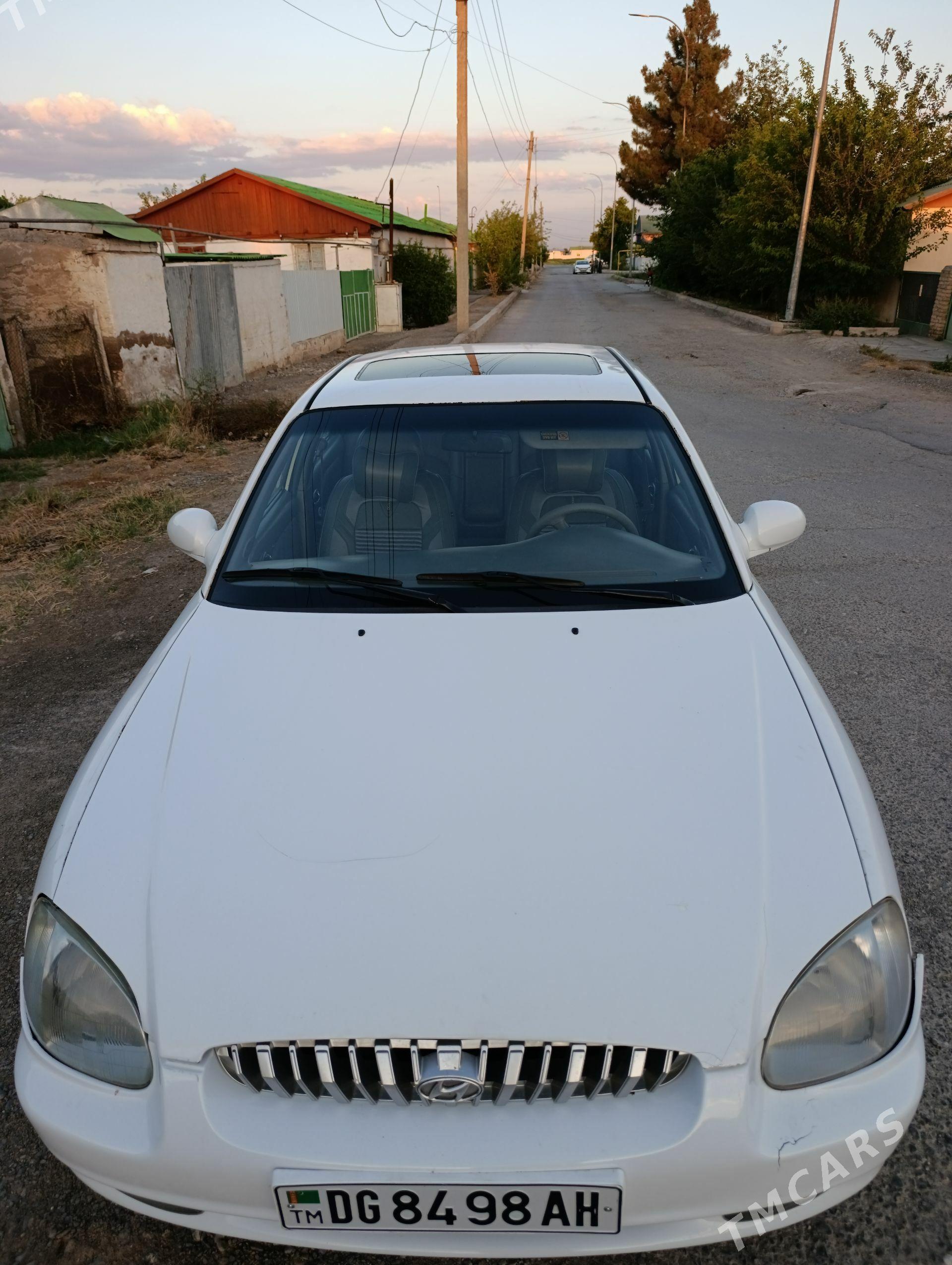 Hyundai Sonata 2001 - 70 000 TMT - Бабадайхан - img 1