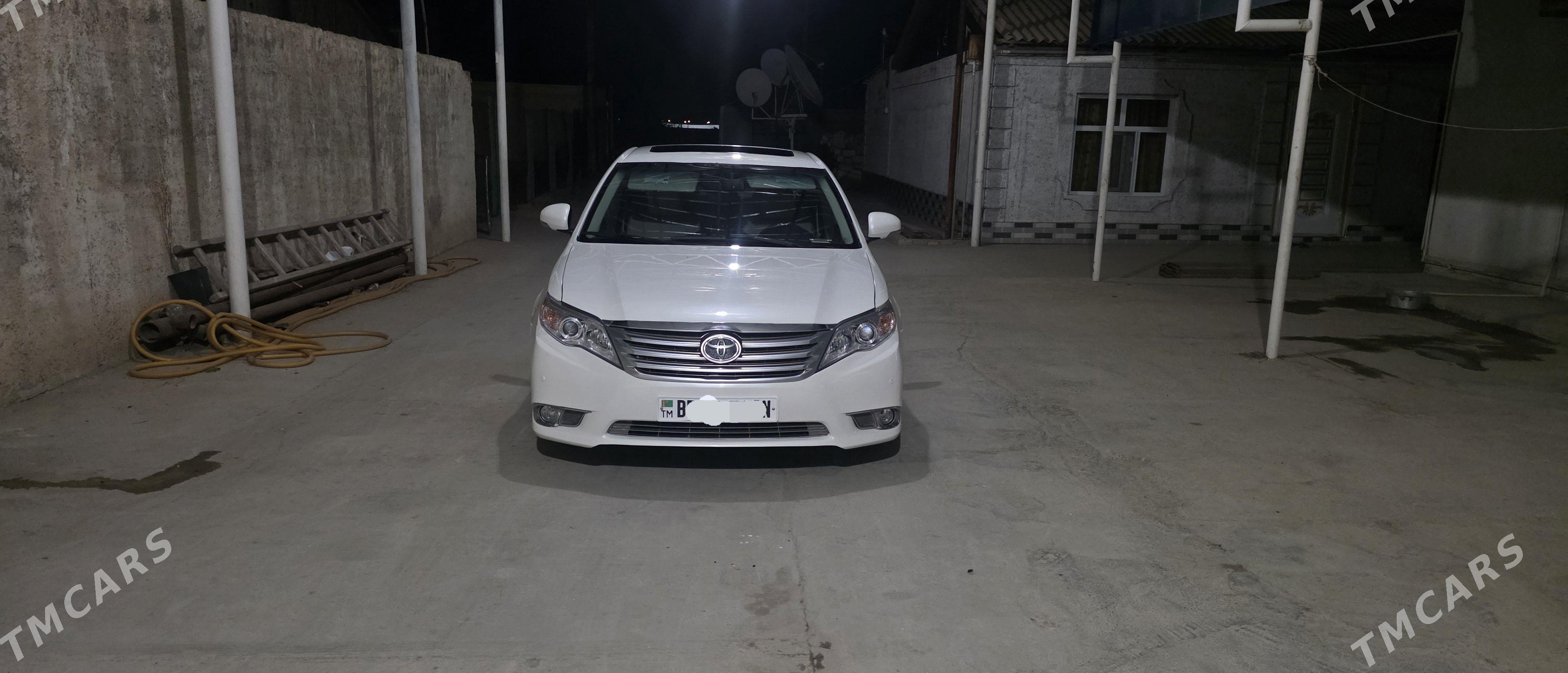 Toyota Avalon 2011 - 320 000 TMT - Гызыларбат - img 1