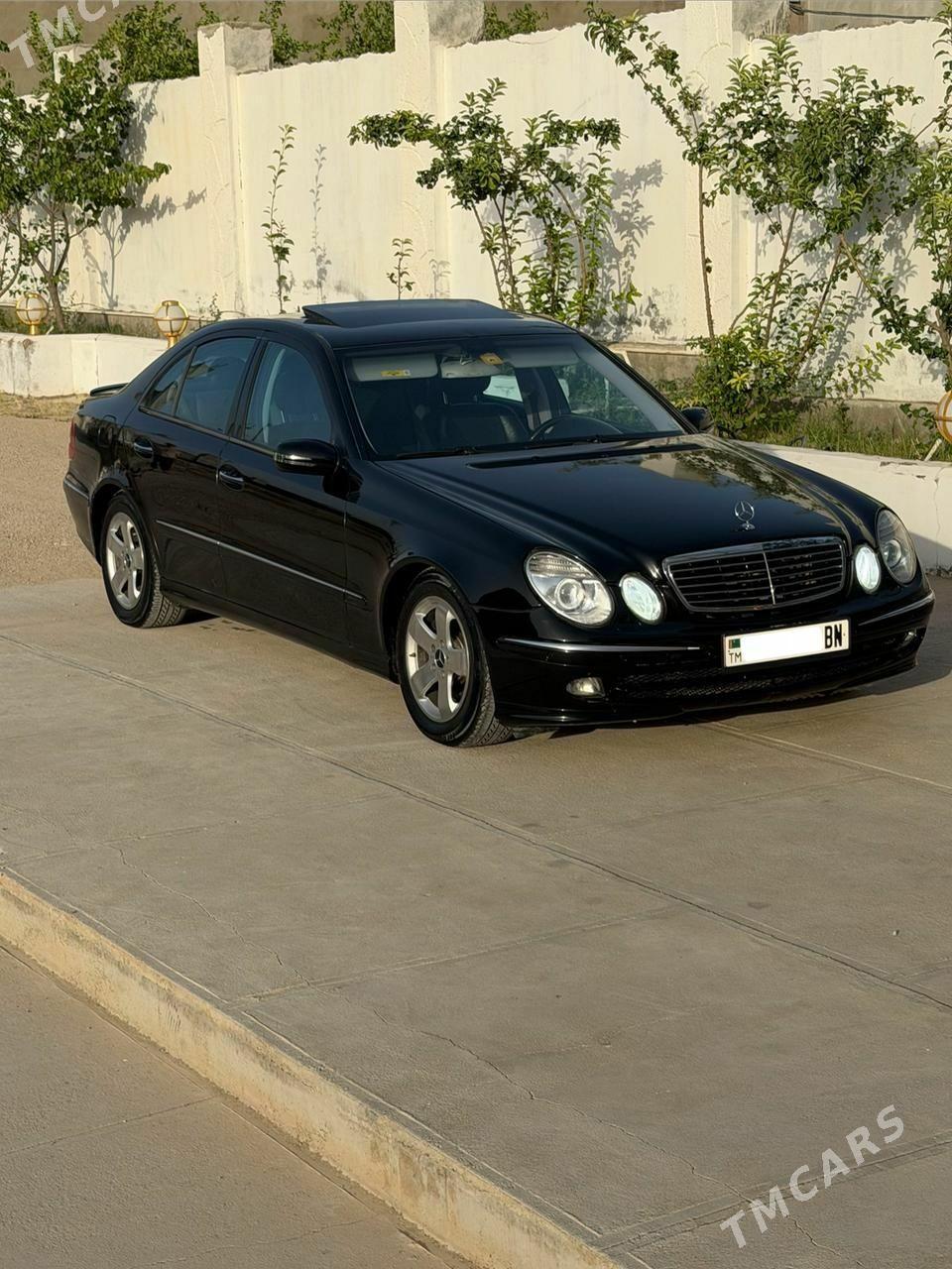 Mercedes-Benz E320 2005 - 200 000 TMT - Balkanabat - img 1