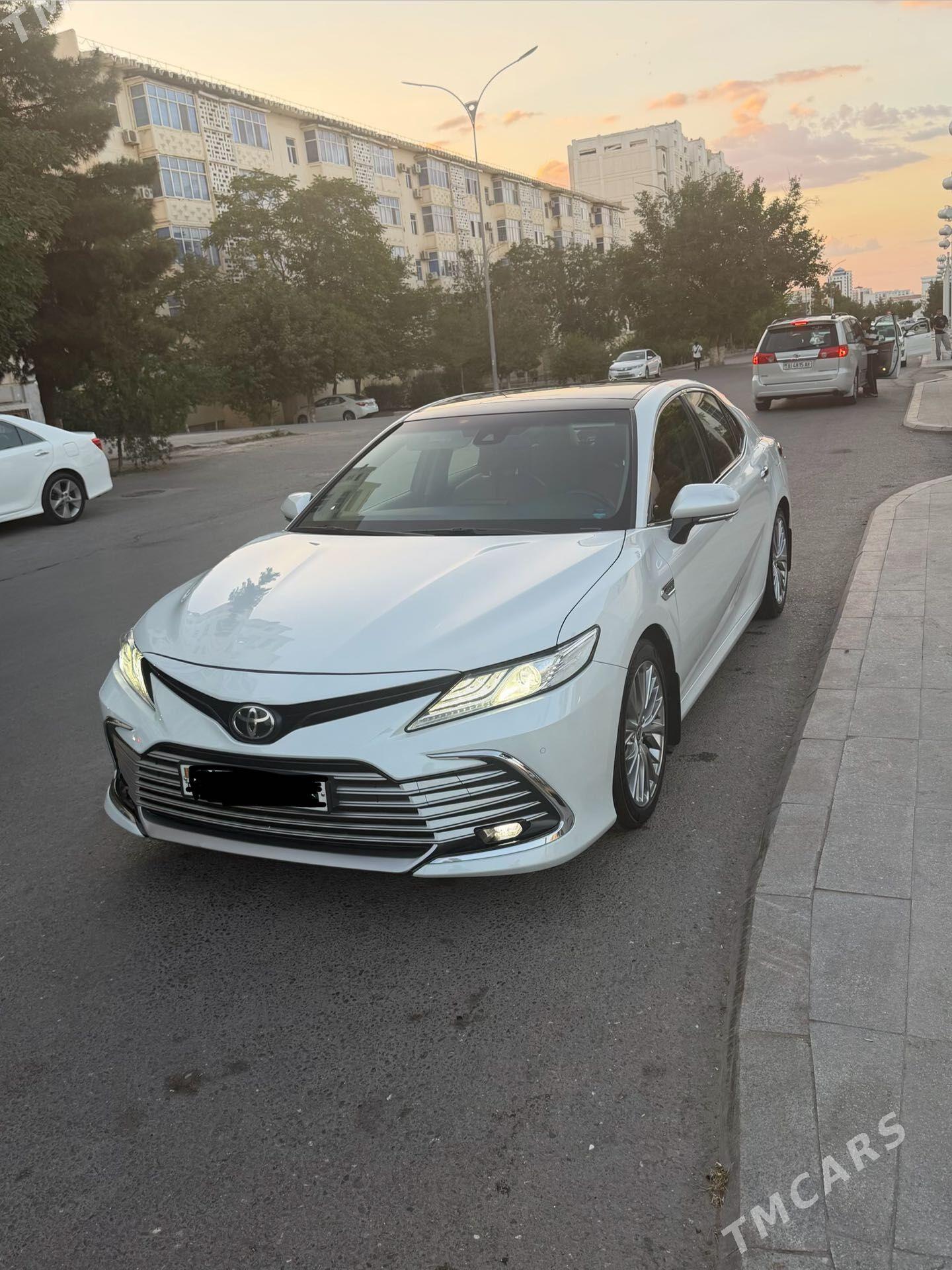 Toyota Camry 2022 - 585 000 TMT - Aşgabat - img 1