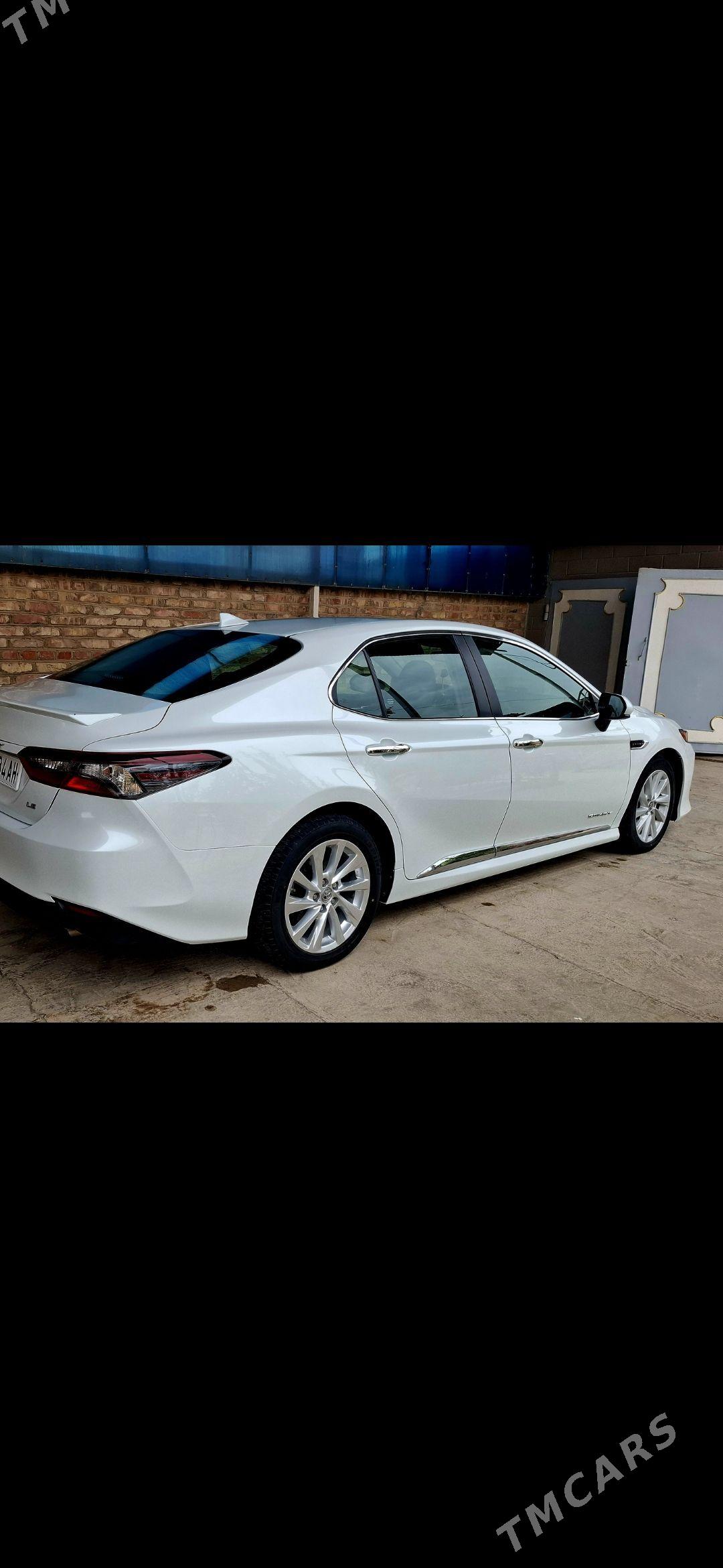 Toyota Camry 2022 - 325 000 TMT - Теджен - img 1