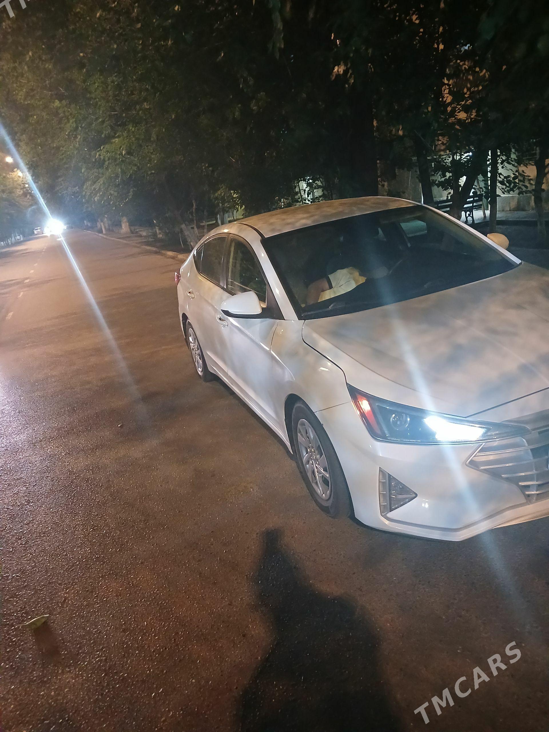 Hyundai Elantra 2020 - 210 000 TMT - 30 мкр - img 1