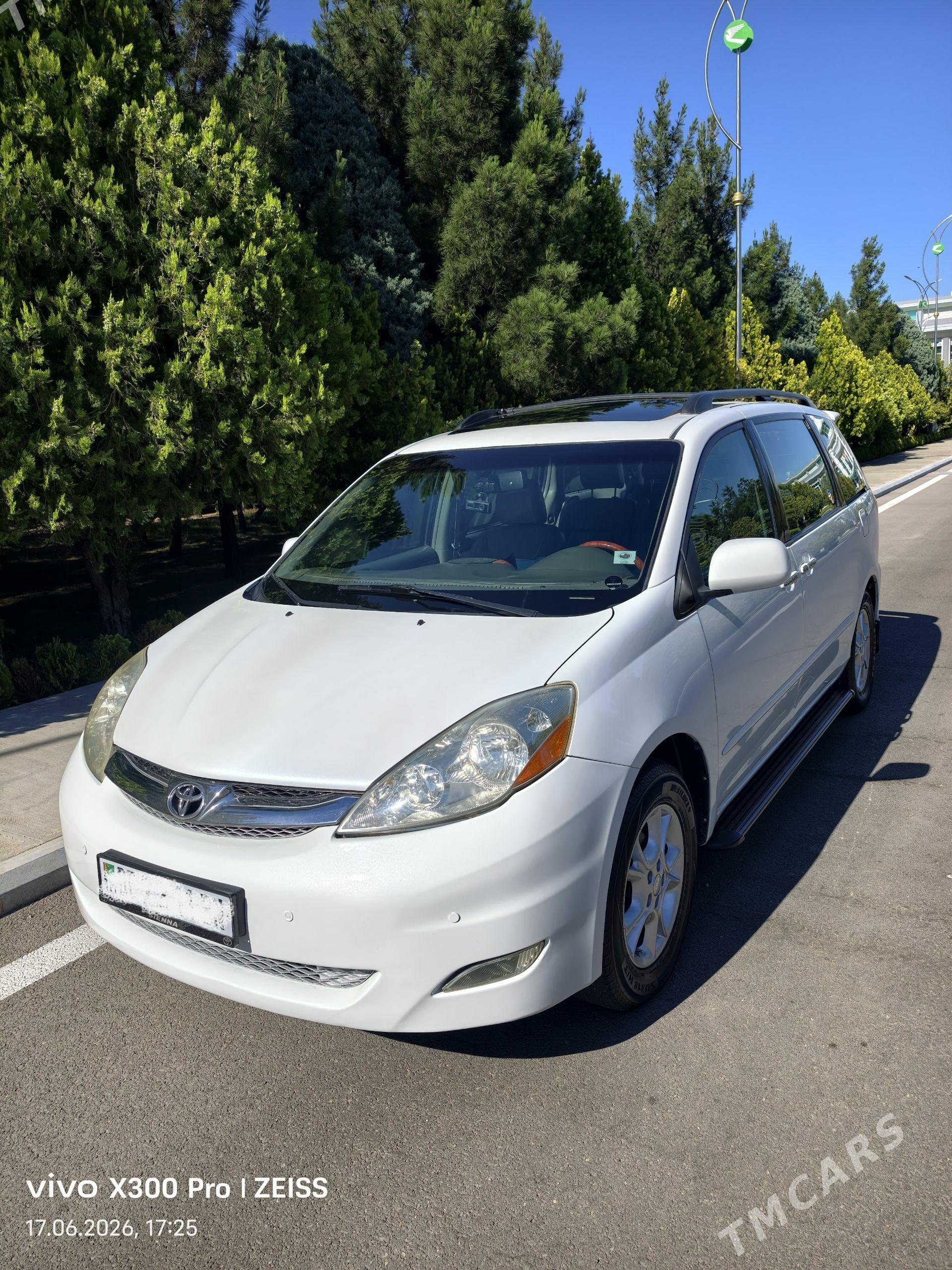 Toyota Sienna 2009 - 288 000 TMT - Türkmenbaşy - img 1