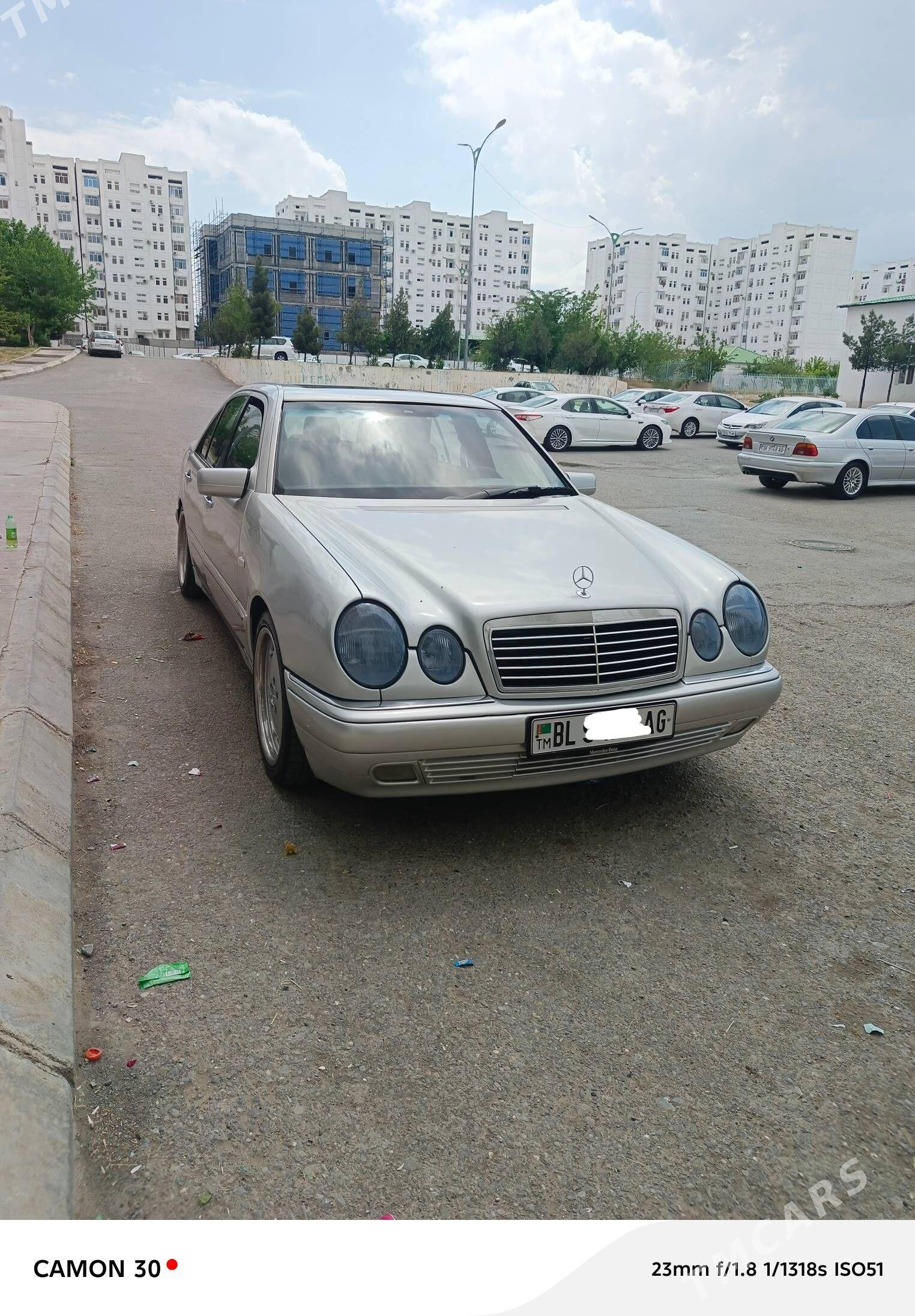 Mercedes-Benz E320 1996 - 100 000 TMT - Чоганлы - img 1