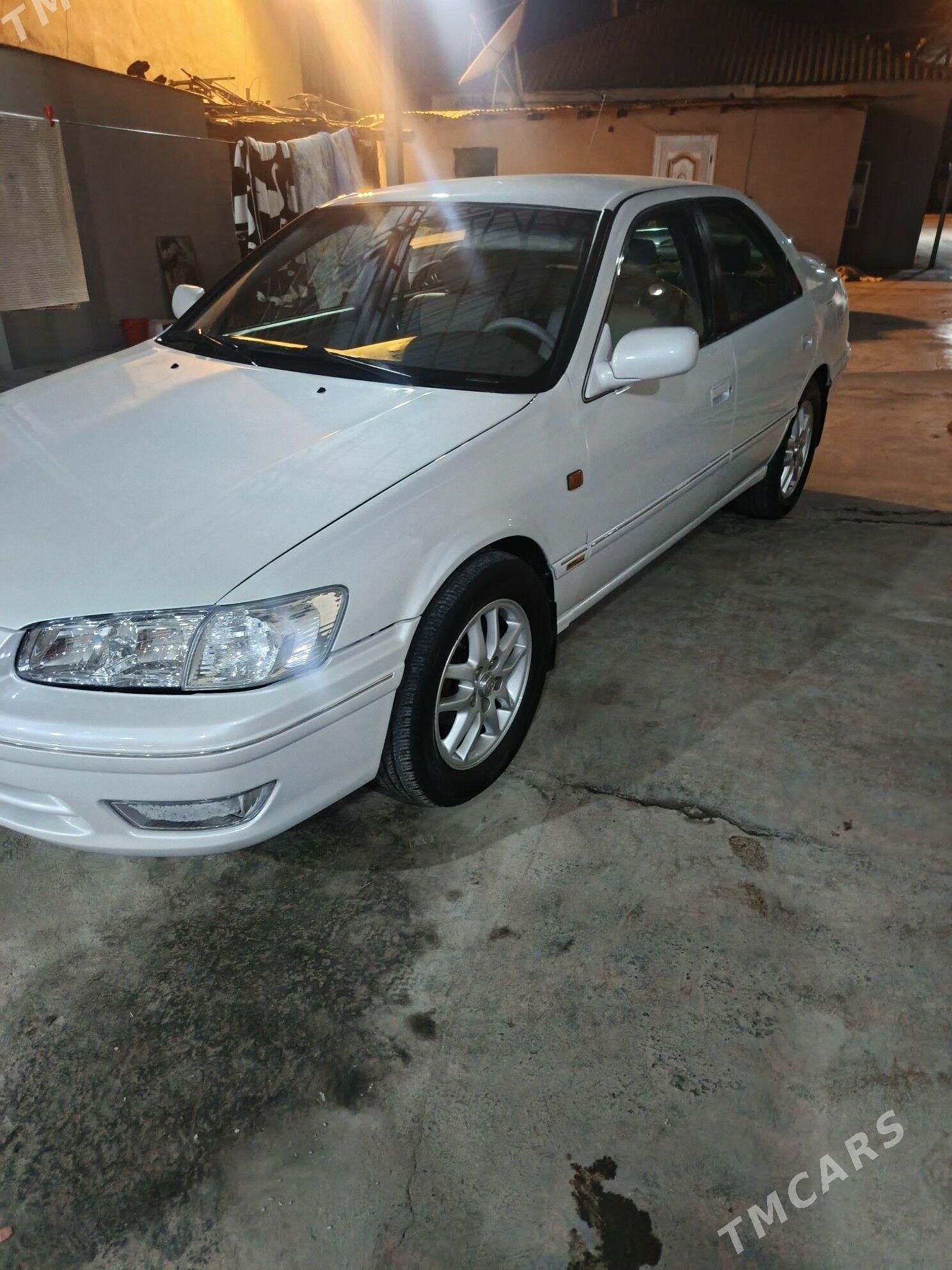 Toyota Camry 1999 - 135 000 TMT - Бузмеин - img 1