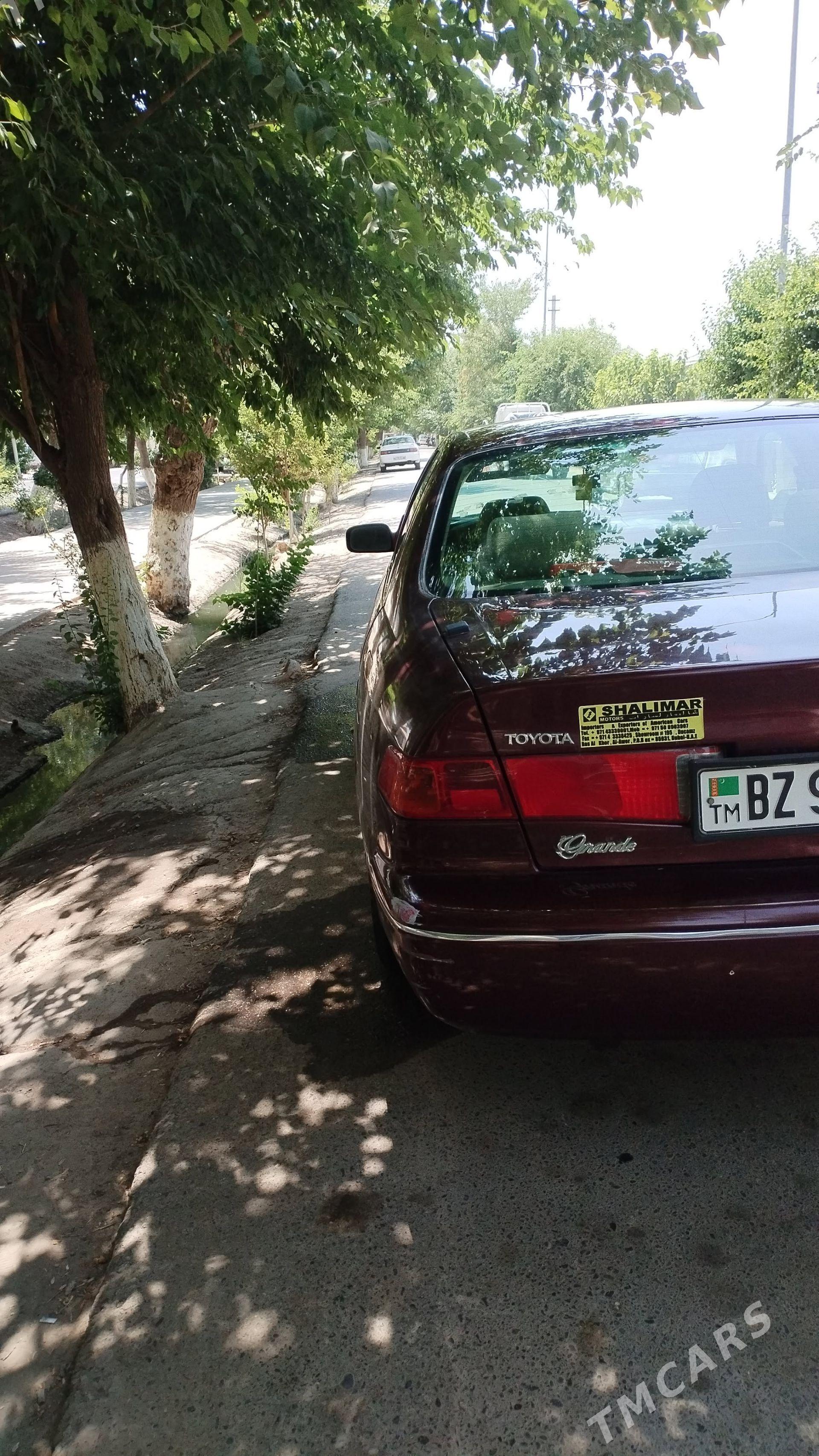 Toyota Camry 2001 - 155 000 TMT - Ýolöten - img 1