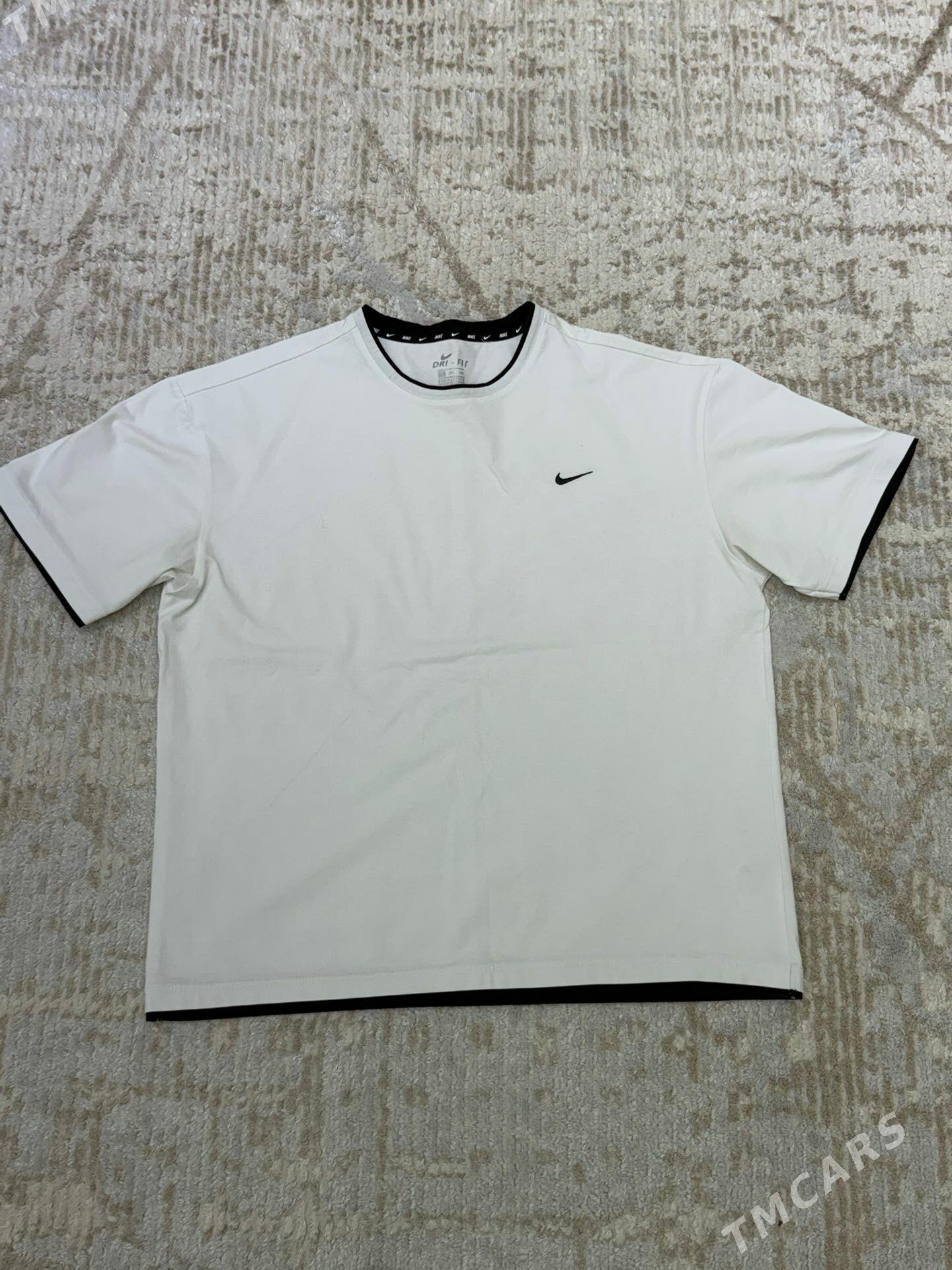 Nike futbolka - Мир 1 - img 1