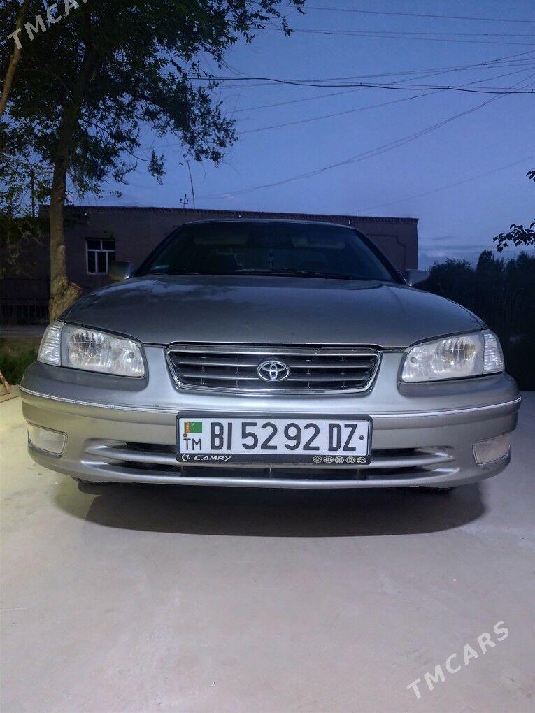 Toyota Camry 1999 - 160 000 TMT - етр. Туркменбаши - img 1