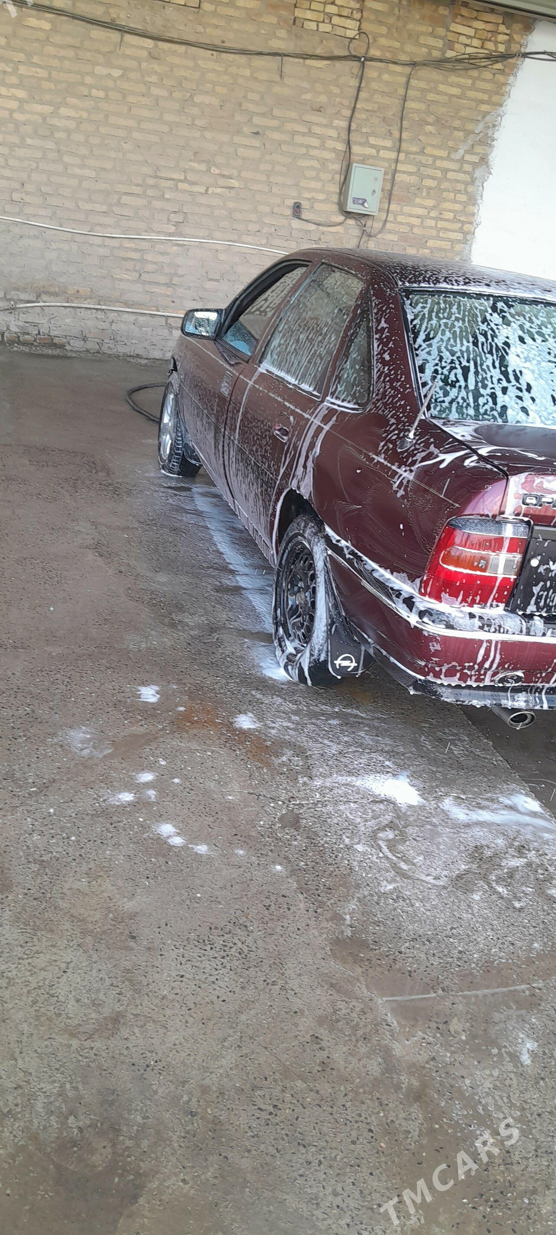 Opel Vectra 1989 - 30 000 TMT - Saýat - img 1