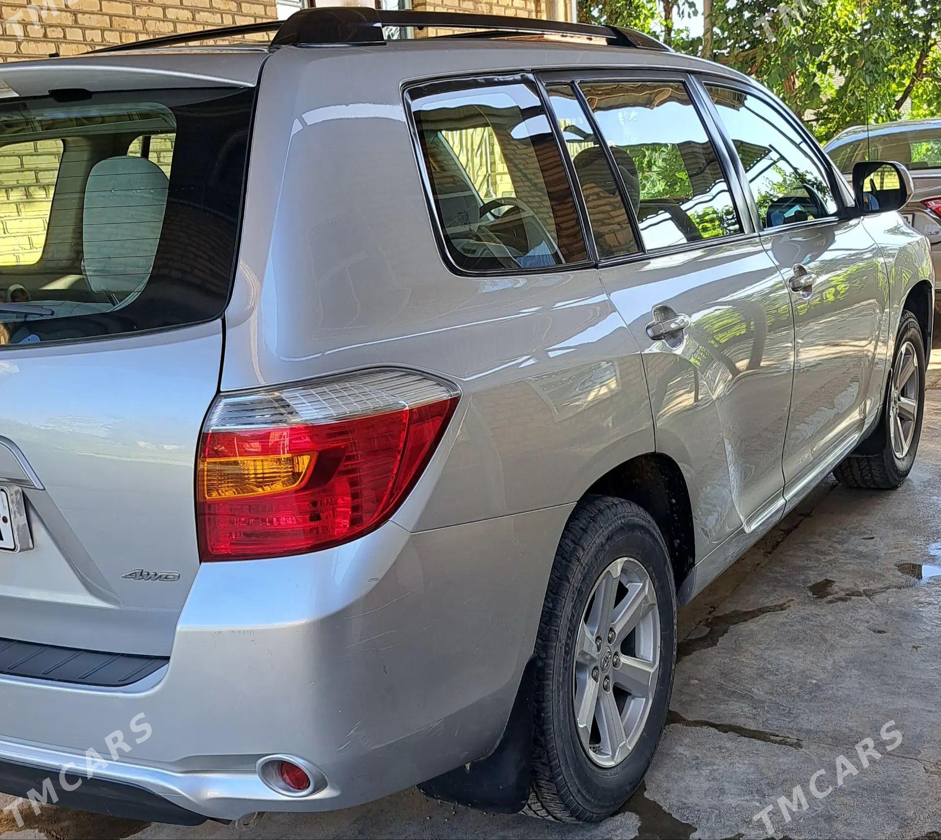 Toyota Highlander 2010 - 330 000 TMT - Mary - img 1