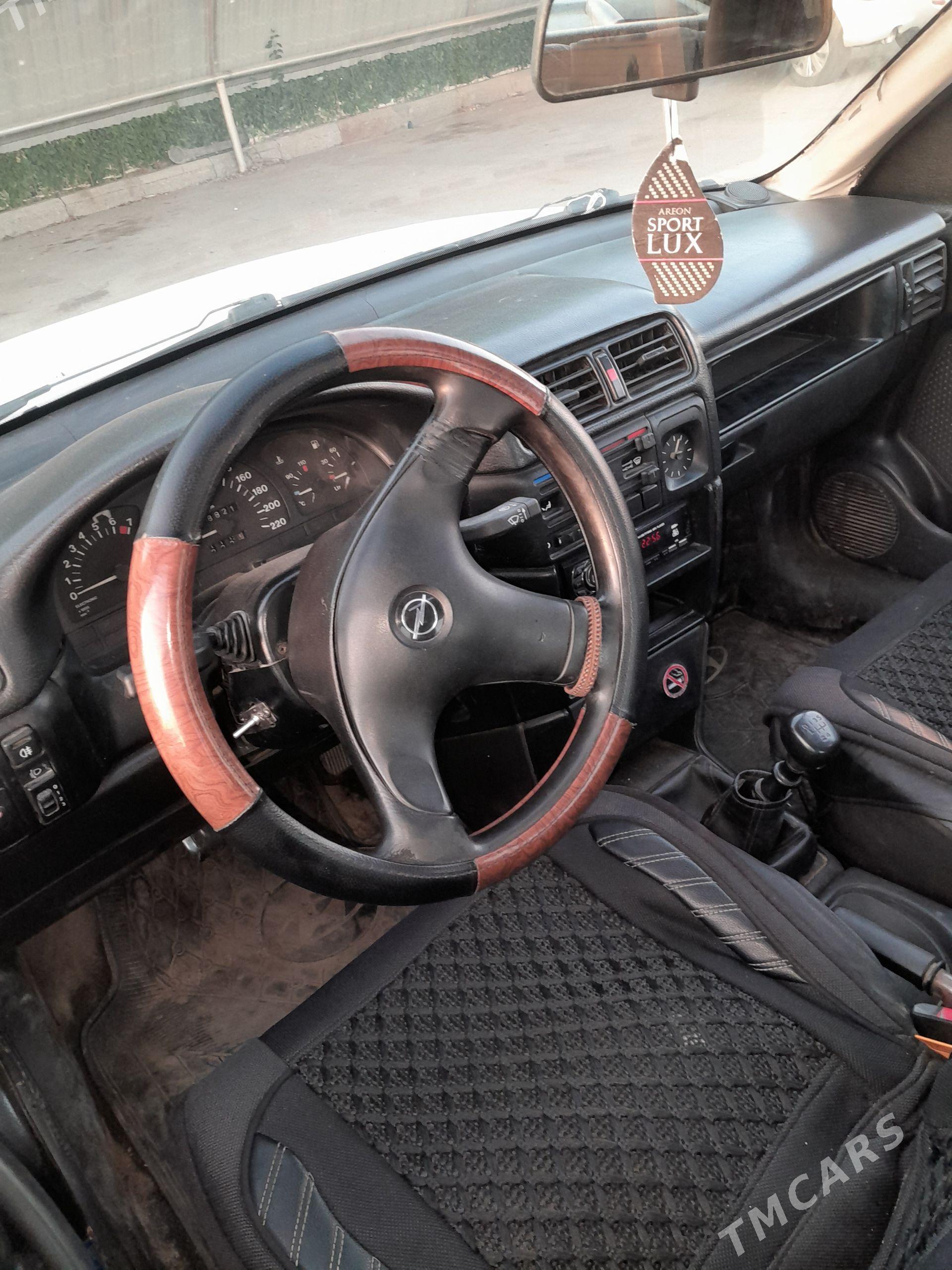 Opel Vectra 1992 - 65 000 TMT - Ак-Бугдайский этрап - img 1