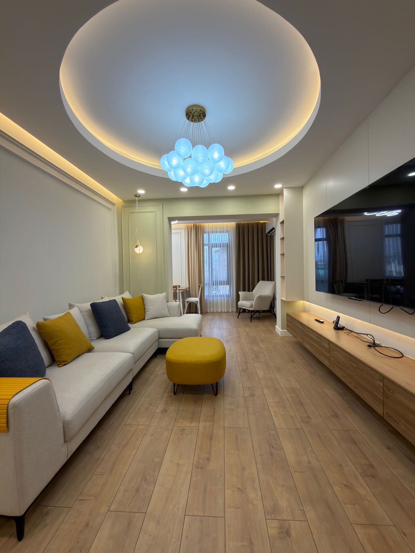 GAUDAN W LUX 2 KOMNAT - Гаудан "В" - img 1