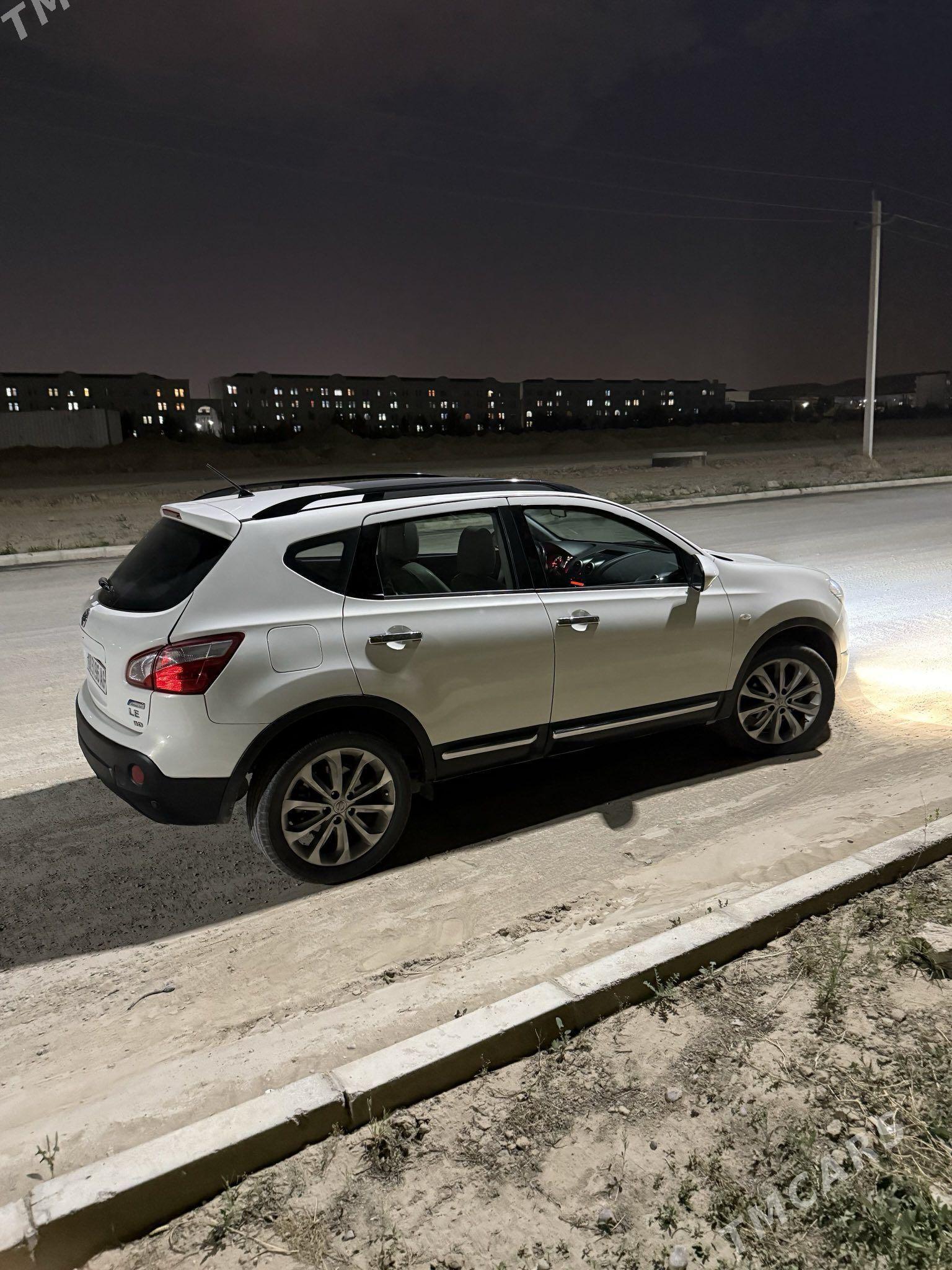 Nissan Qashqai 2011 - 240 000 TMT - Кëши - img 1
