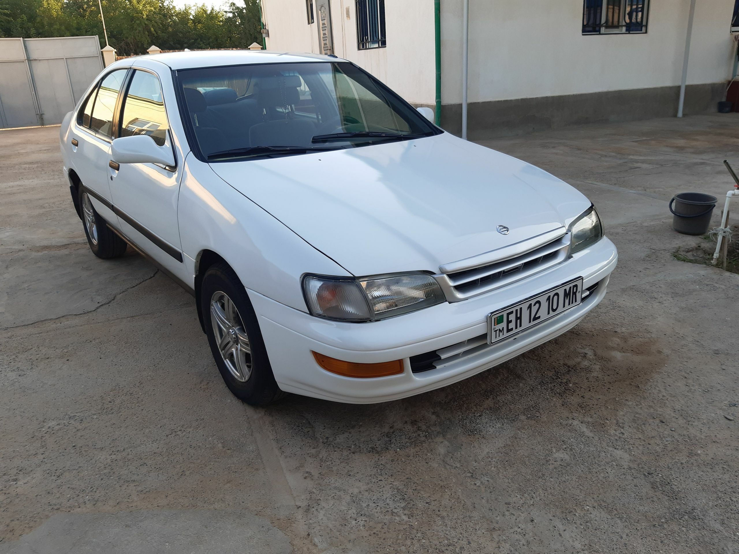 Nissan Sunny 2000 - 49 000 TMT - Şatlyk - img 1