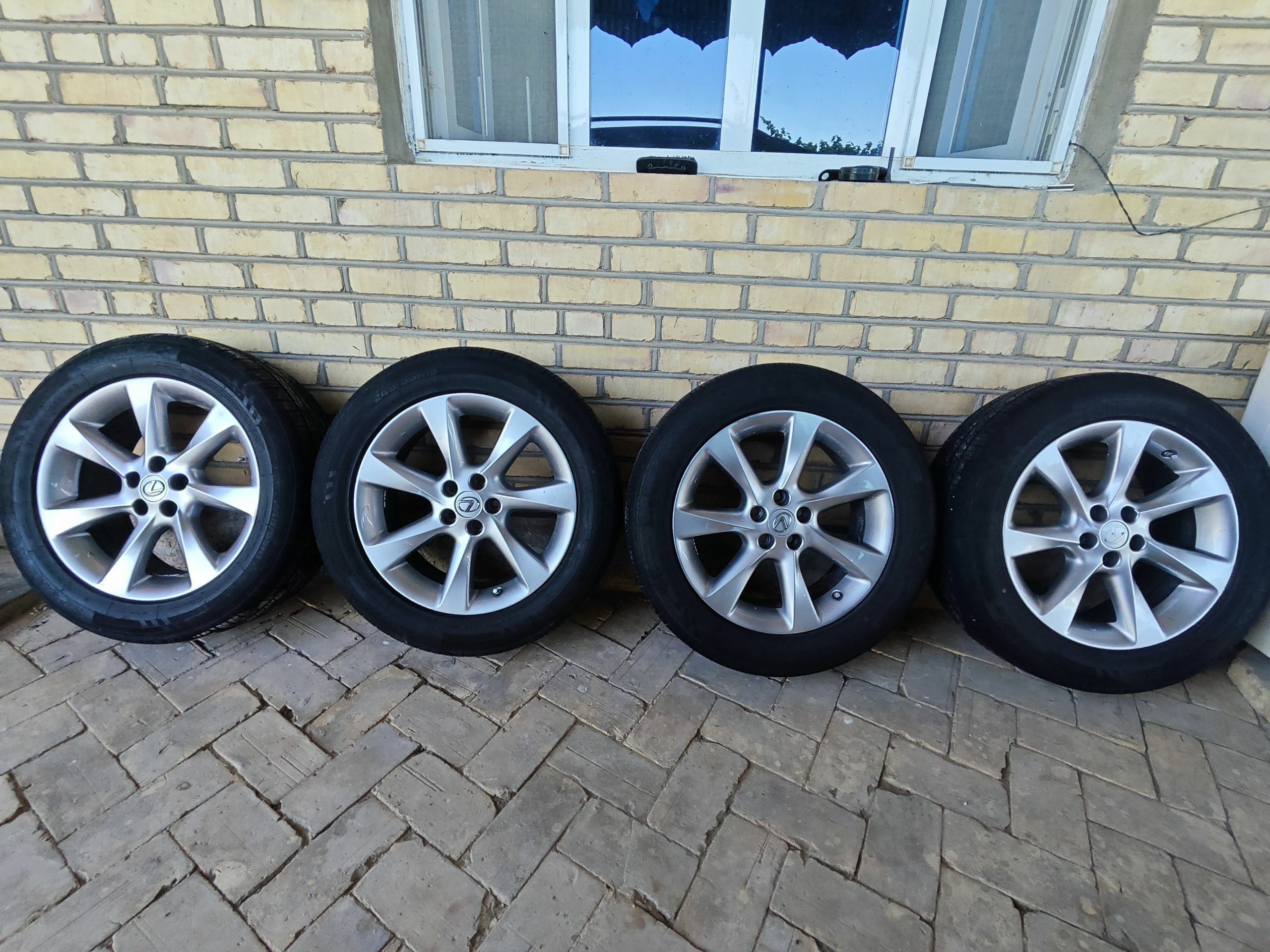 RX 350 2010 R19 diska 3 500 TMT - Garagum etraby - img 1