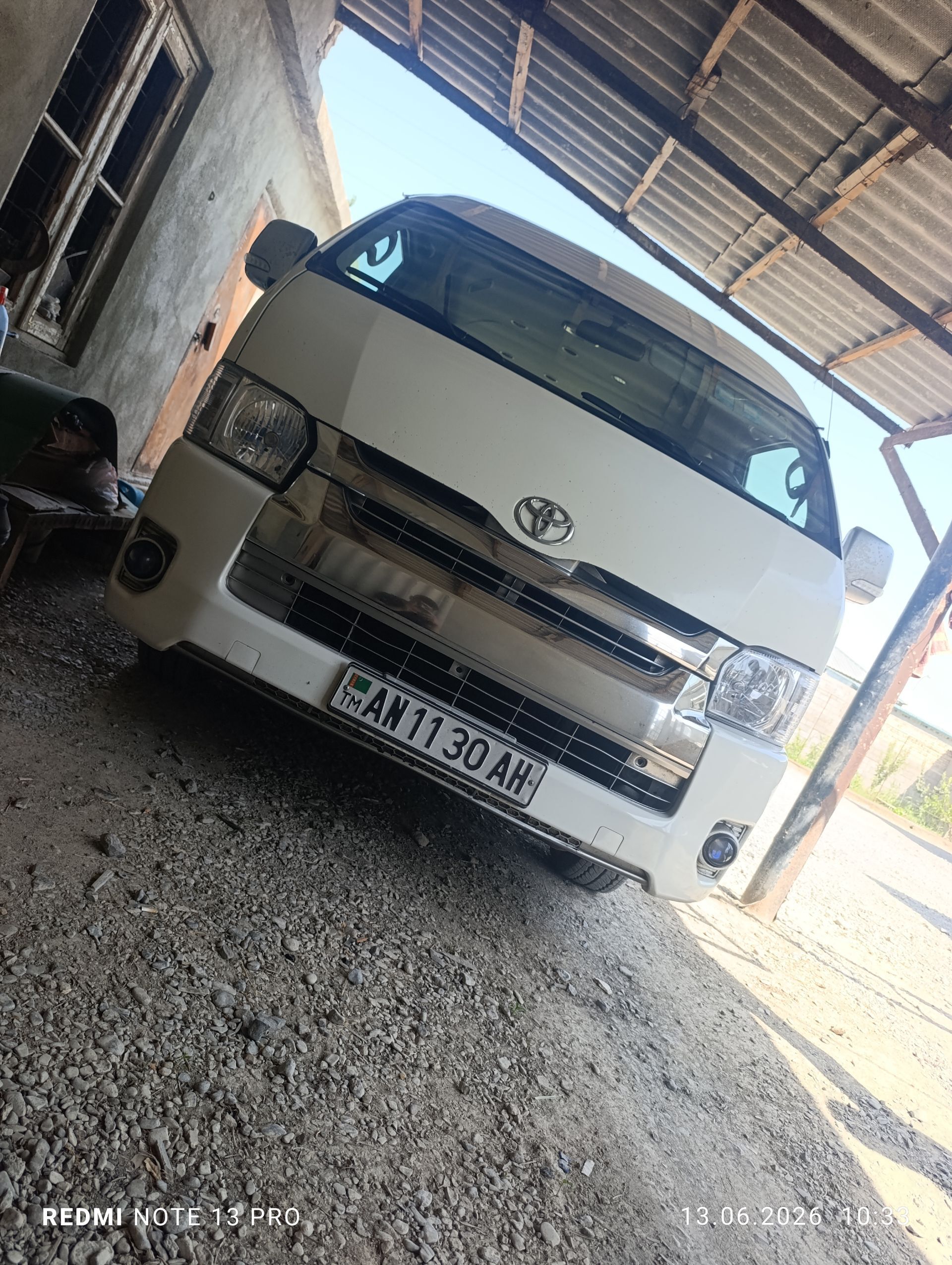 Toyota Hiace 2015 - 460 000 TMT - Гёкдепе - img 1