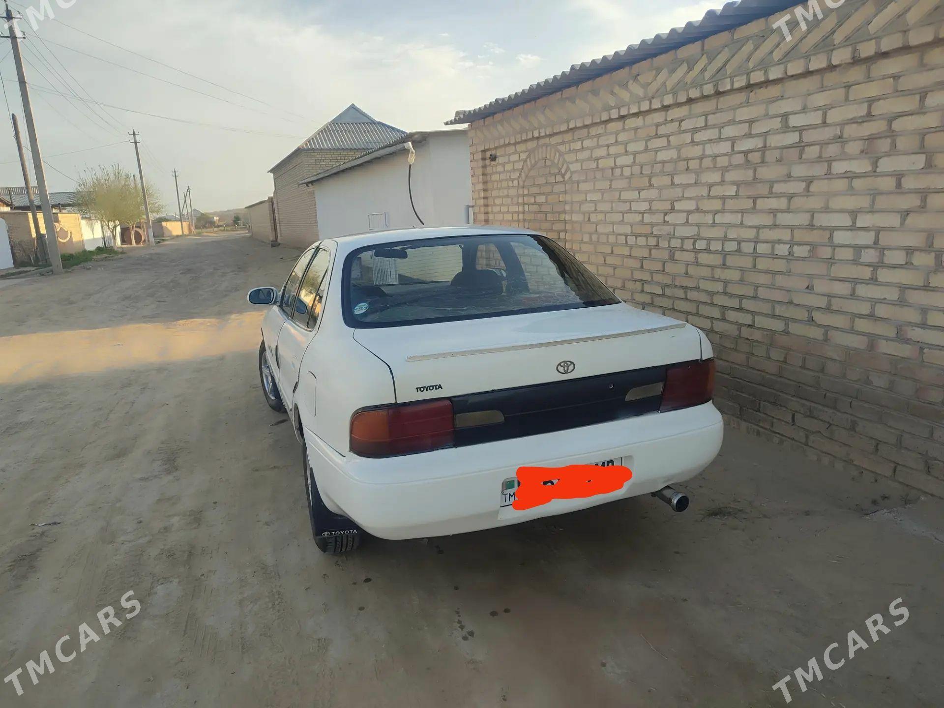 Toyota Corolla 1993 - 40 000 TMT - Ёлётен - img 1