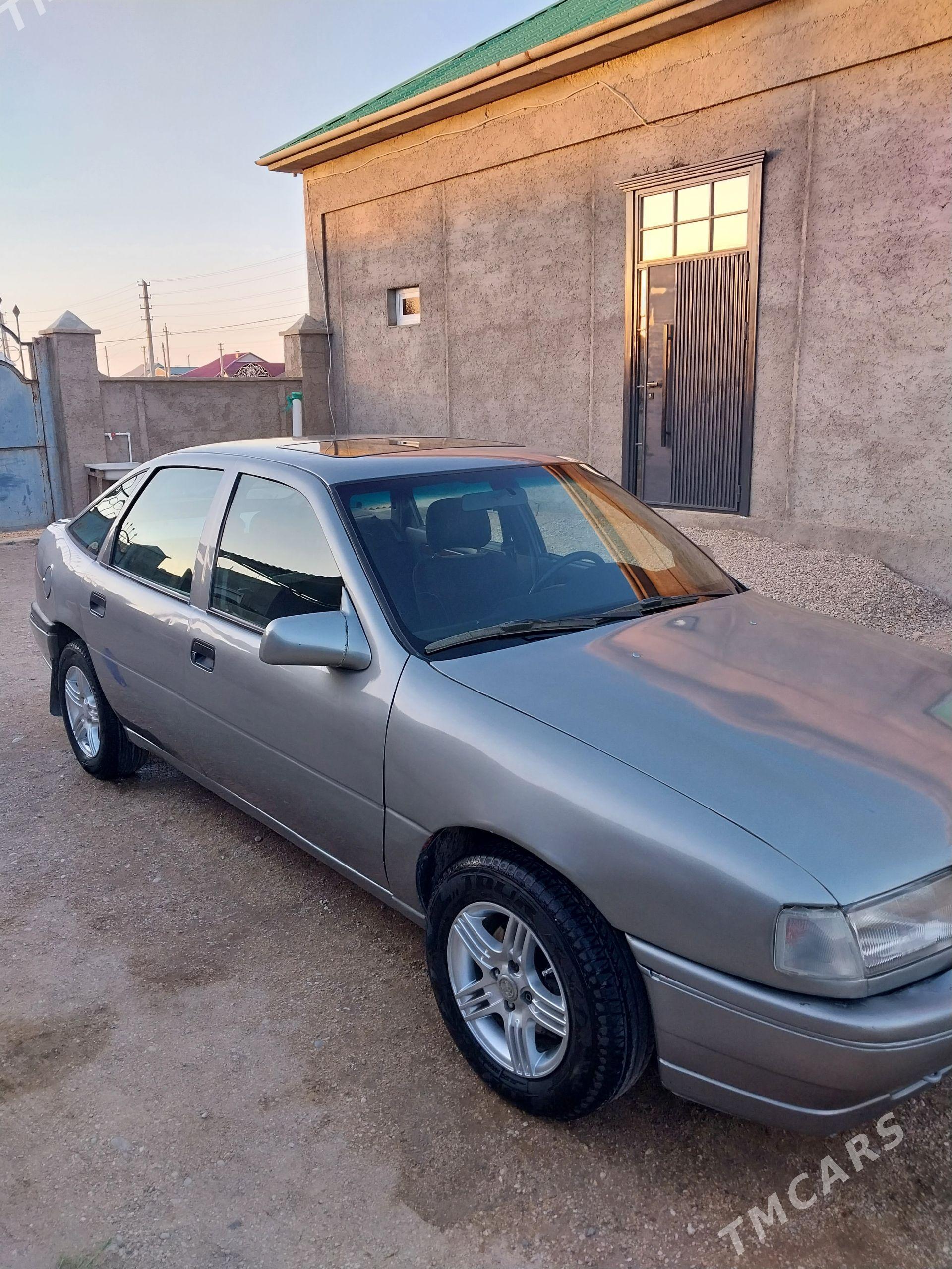 Opel Vectra 1992 - 36 000 TMT - Джебел - img 1