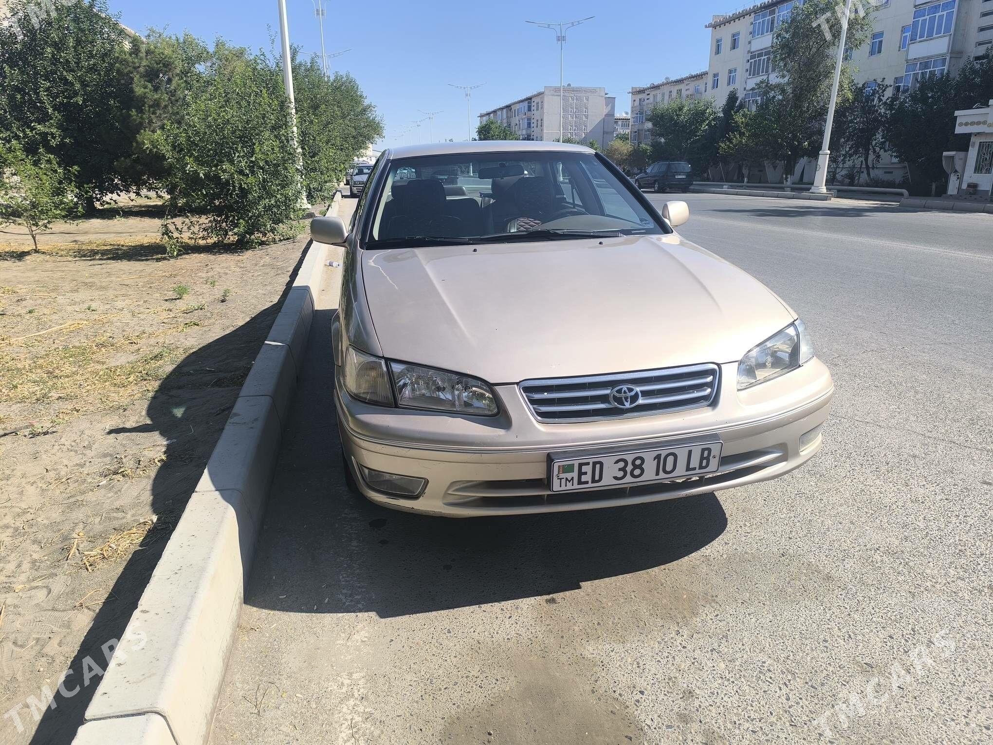 Toyota Camry 2000 - 160 000 TMT - Kerki - img 1