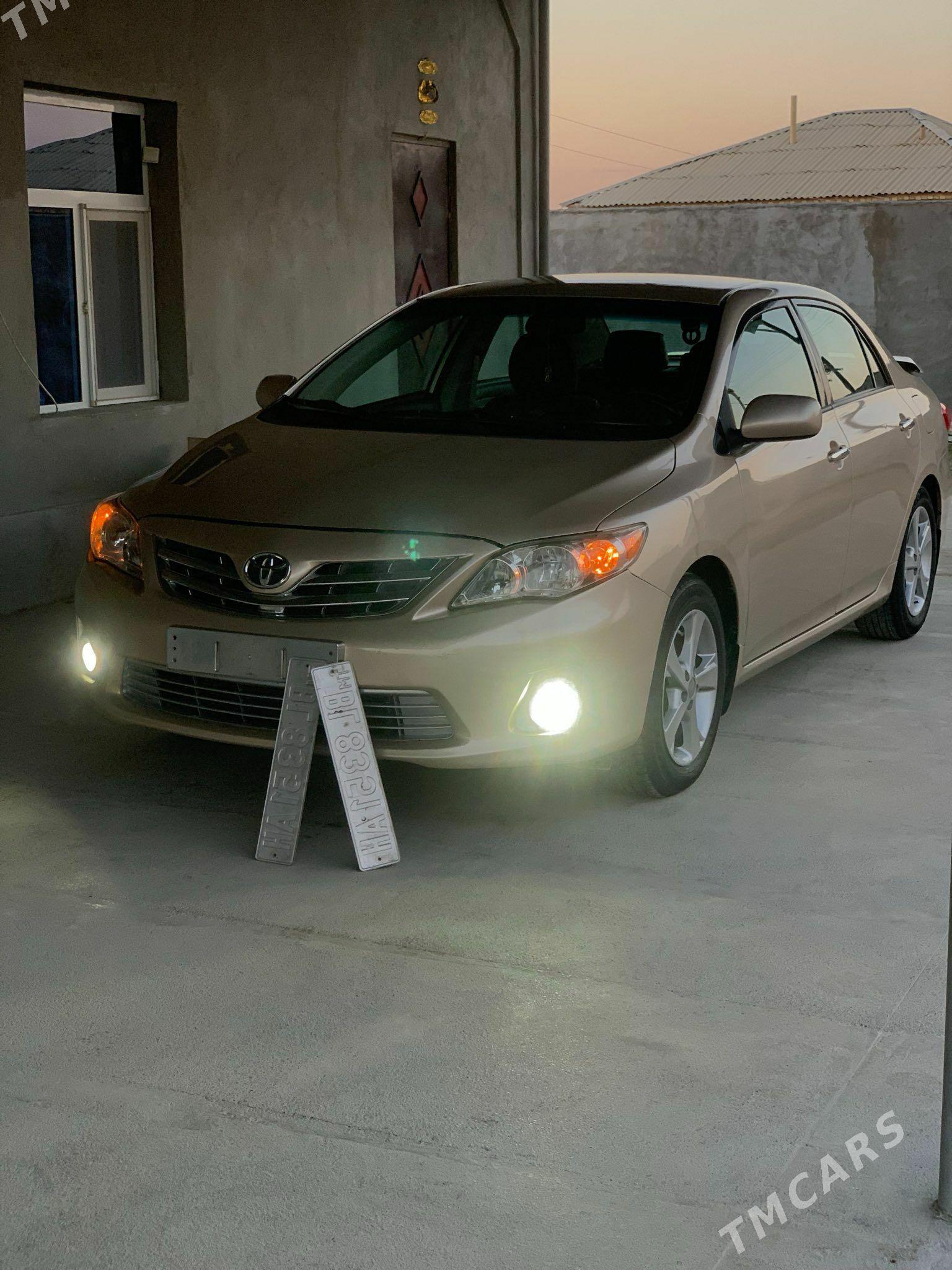 Toyota Corolla 2011 - 210 000 TMT - Бахарден - img 1