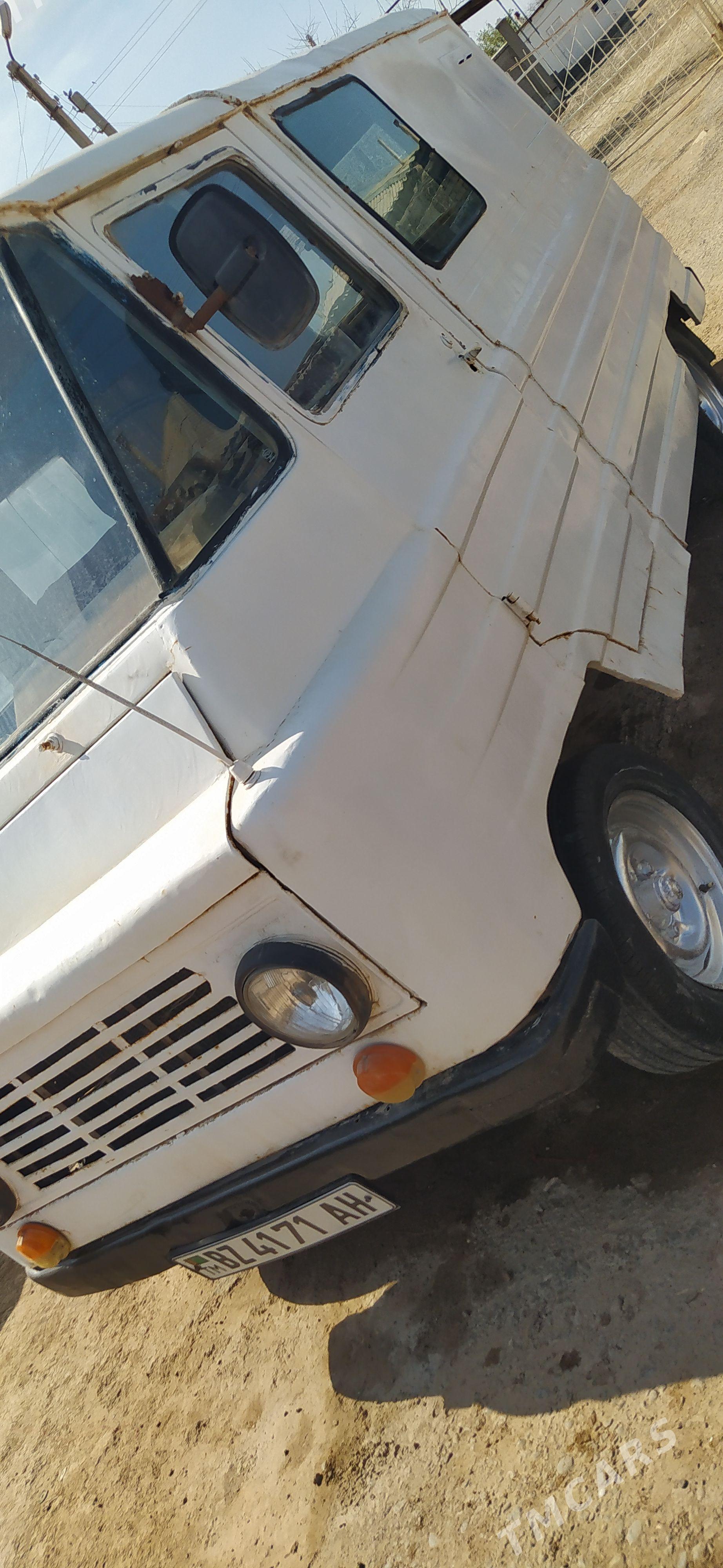 UAZ 469 1980 - 17 000 TMT - Tejen - img 1
