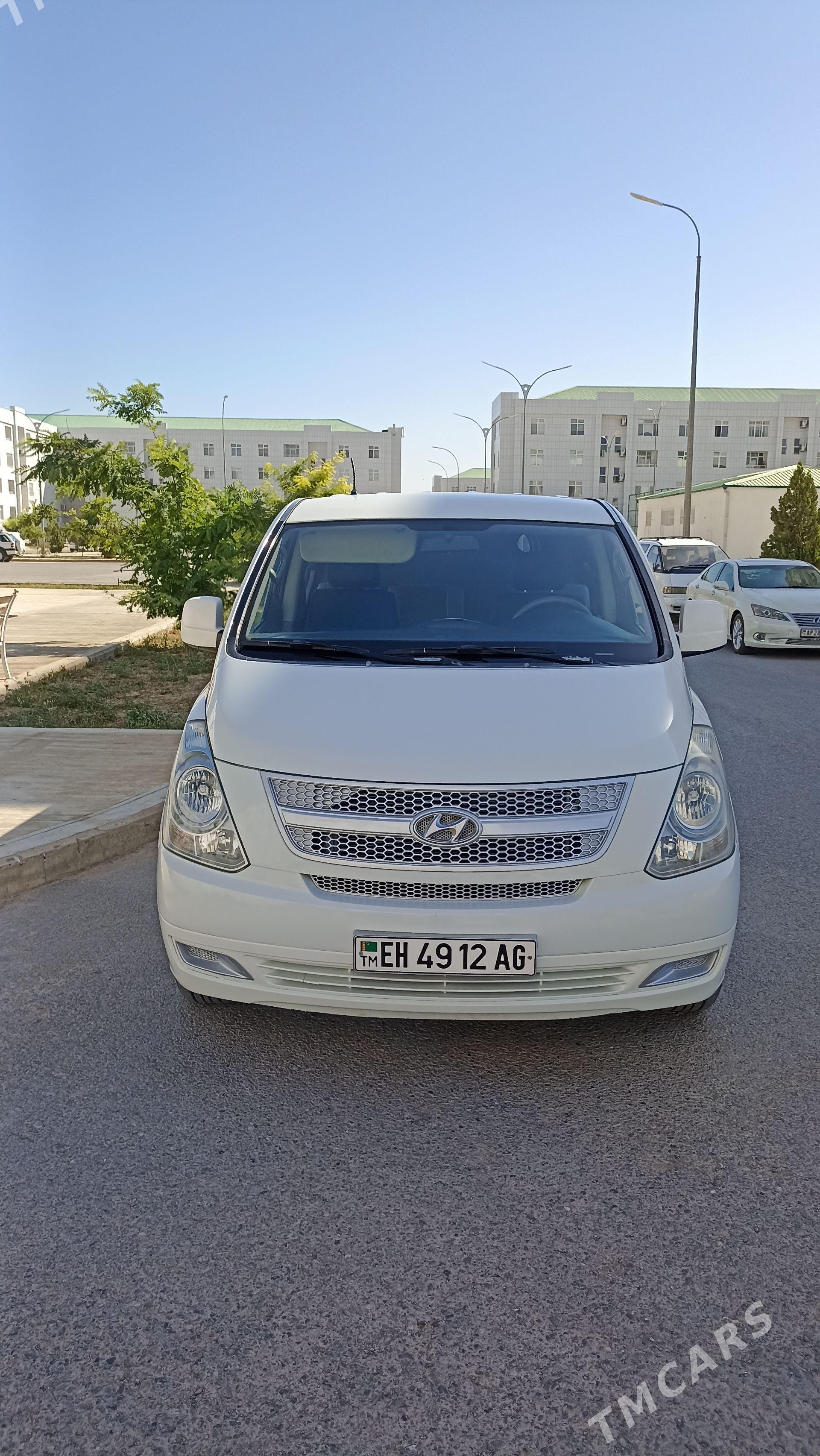 Hyundai H-1 2011 - 250 000 TMT - Gurtly - img 1