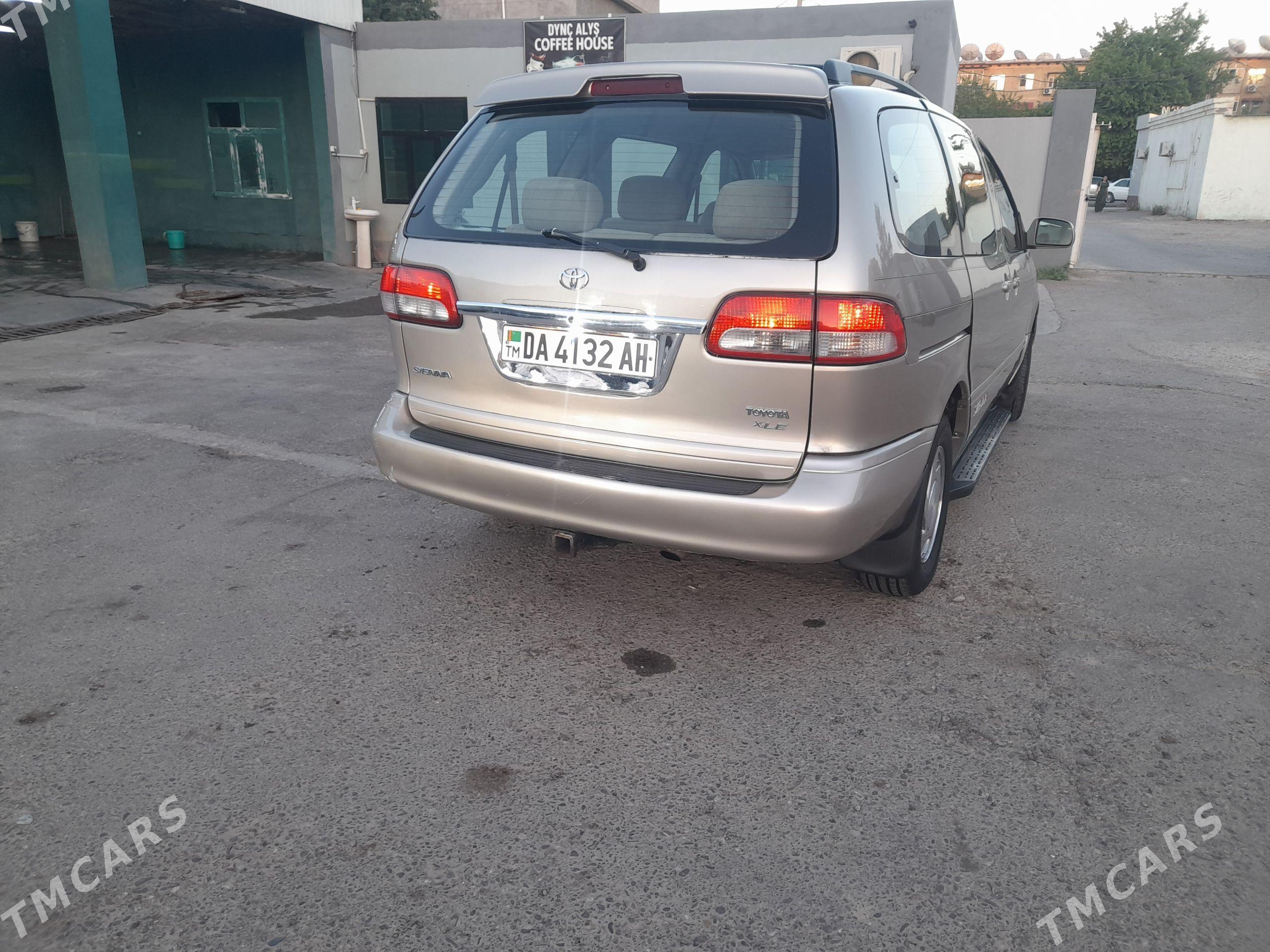 Toyota Sienna 2002 - 190 000 TMT - Mary - img 1