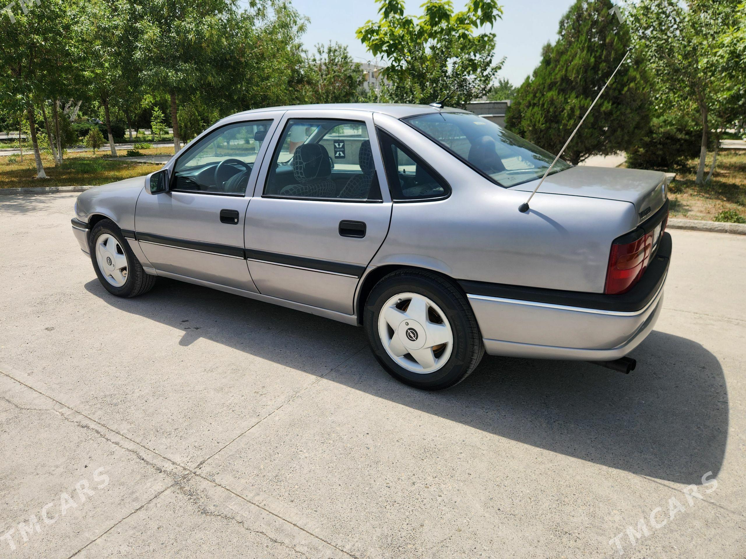 Opel Vectra 1993 - 60 000 TMT - Дашогуз - img 1