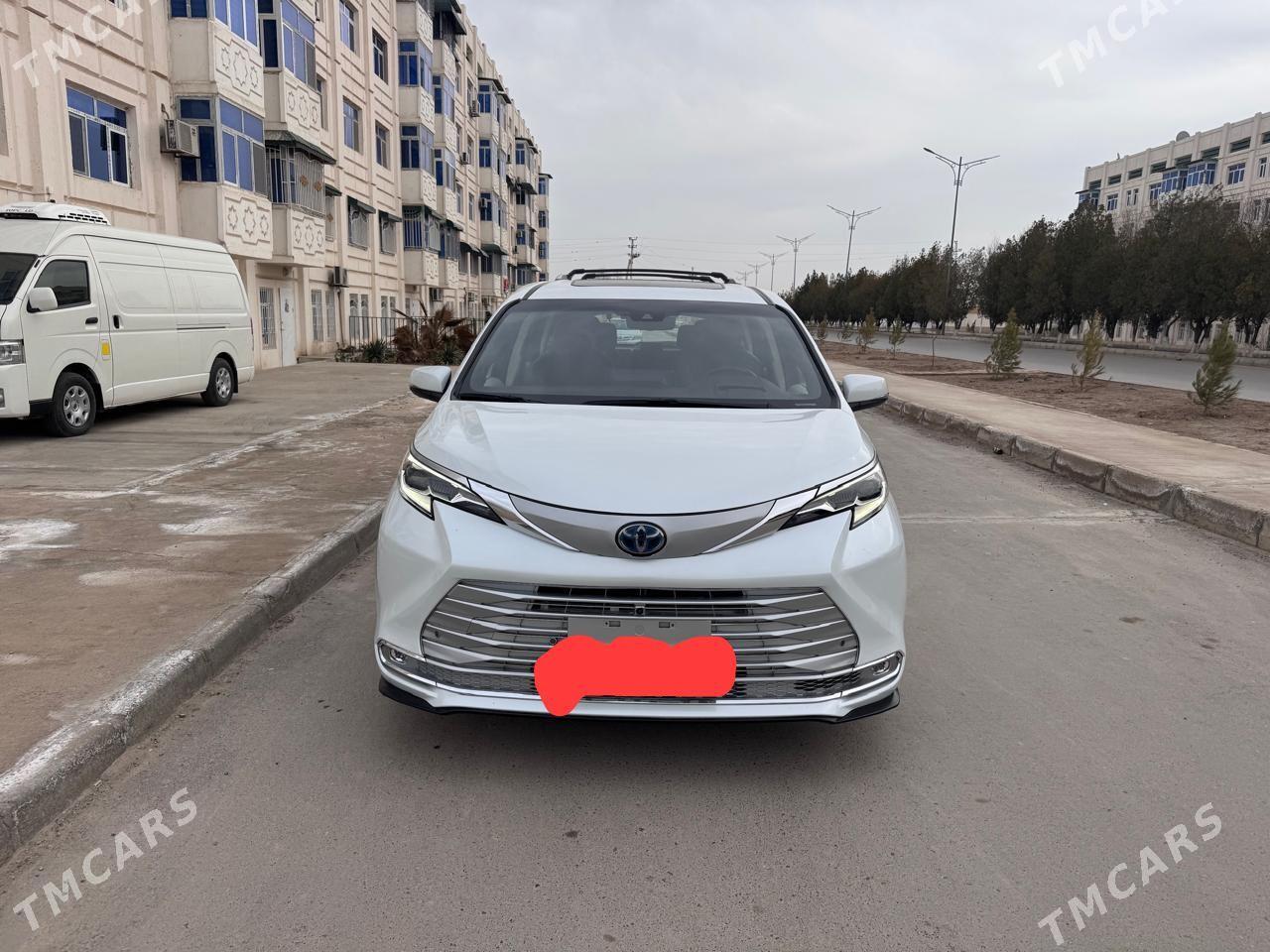 Toyota Sienna 2024 - 780 000 TMT - Türkmenabat - img 1