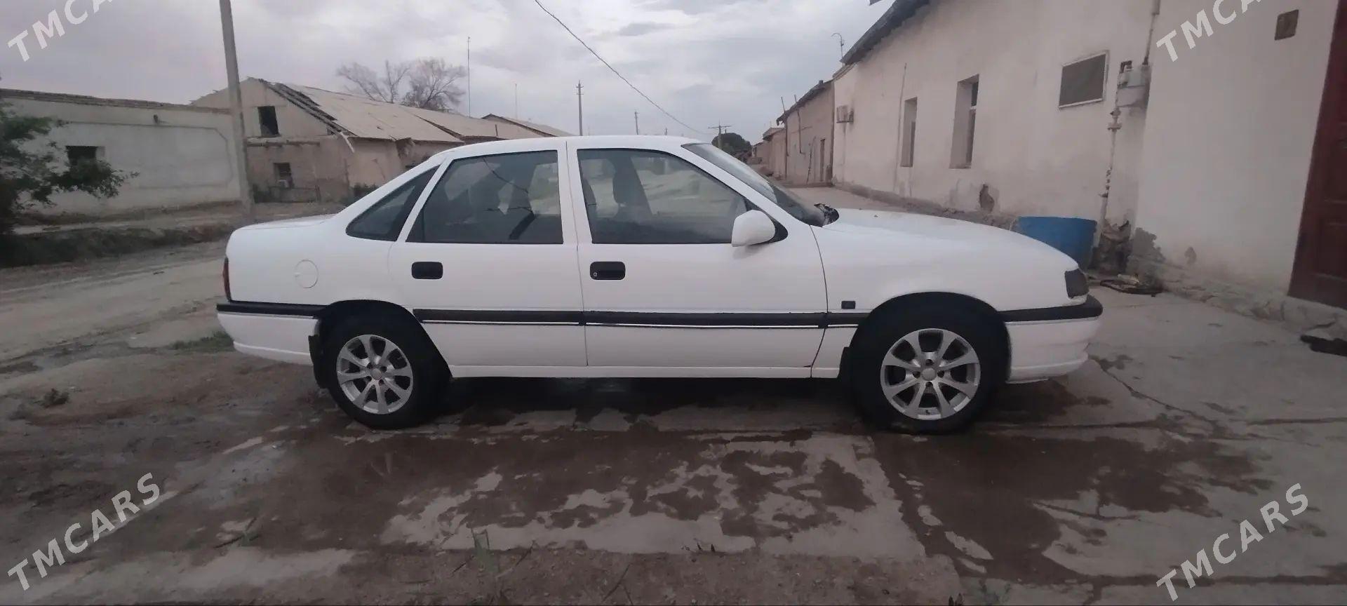 Opel Vectra 1994 - 60 000 TMT - Гурбансолтан Едже - img 1
