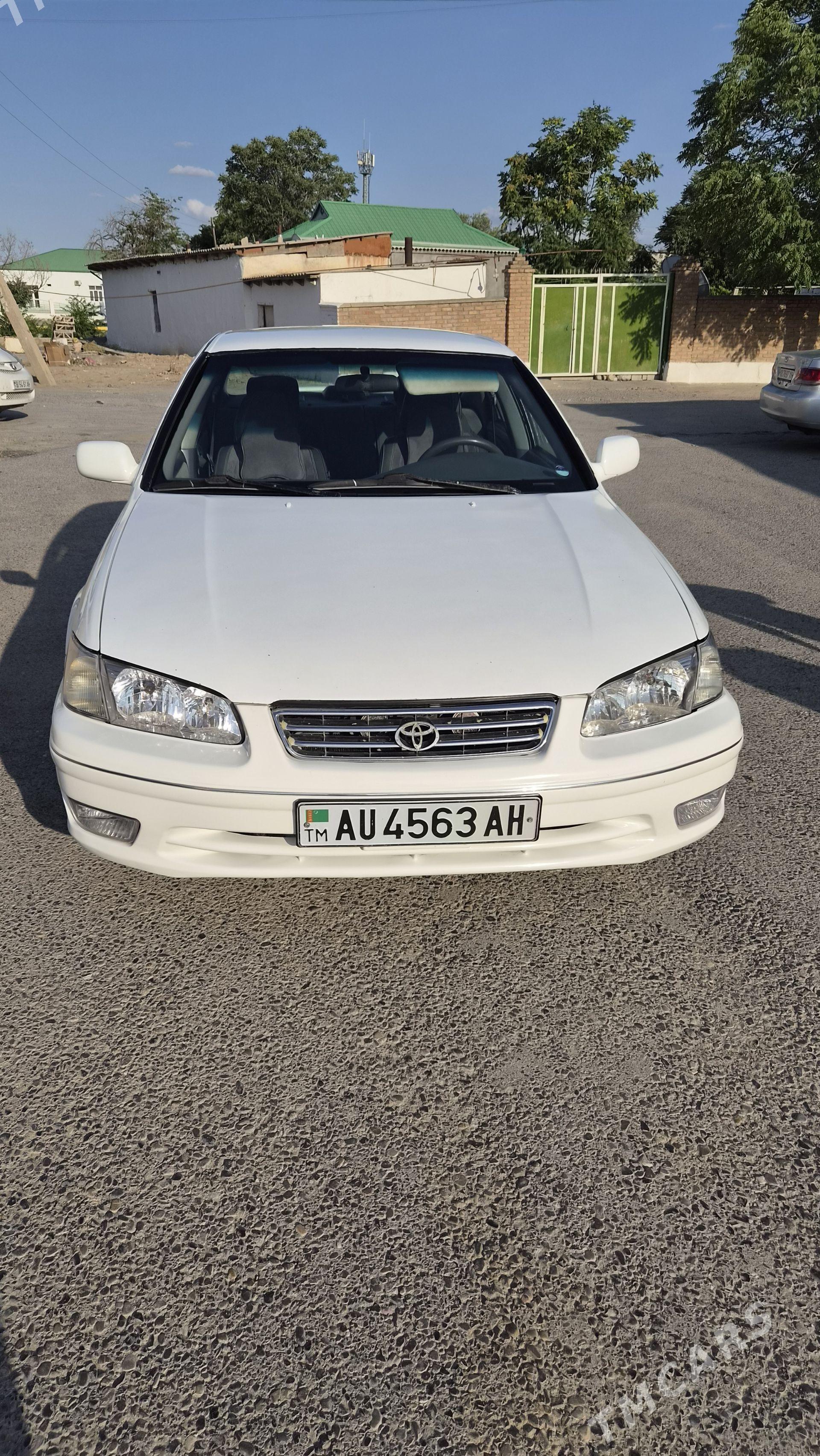 Toyota Camry 1999 - 130 000 TMT - Kaka - img 1
