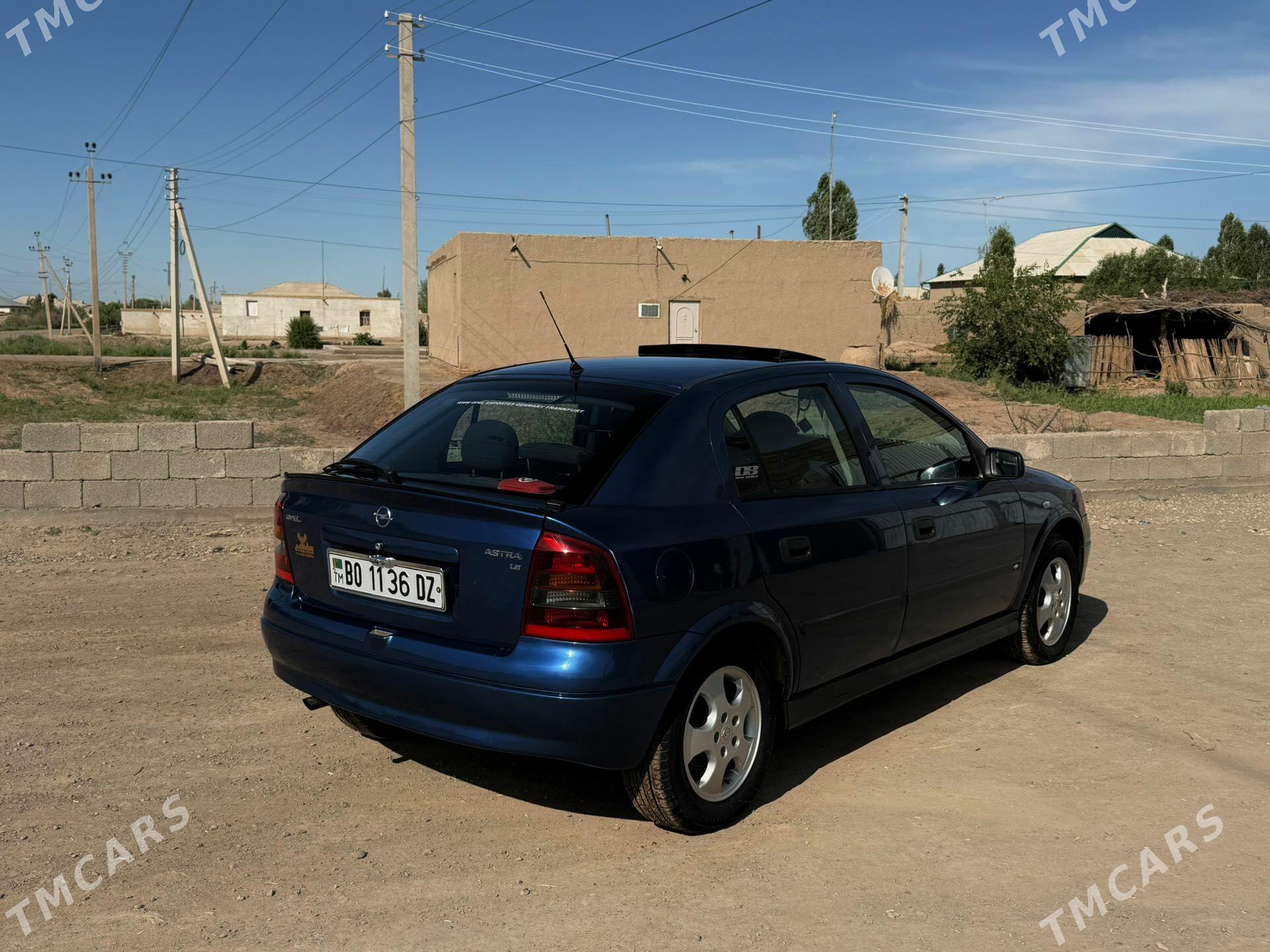 Opel Astra 2002 - 120 000 TMT - Гурбансолтан Едже - img 1