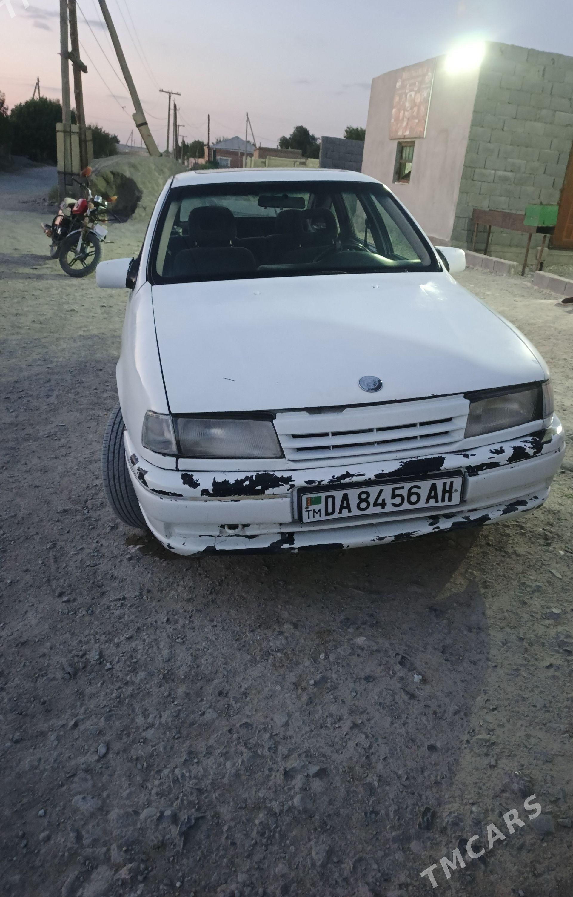 Opel Astra 1992 - 28 000 TMT - Бахарден - img 1