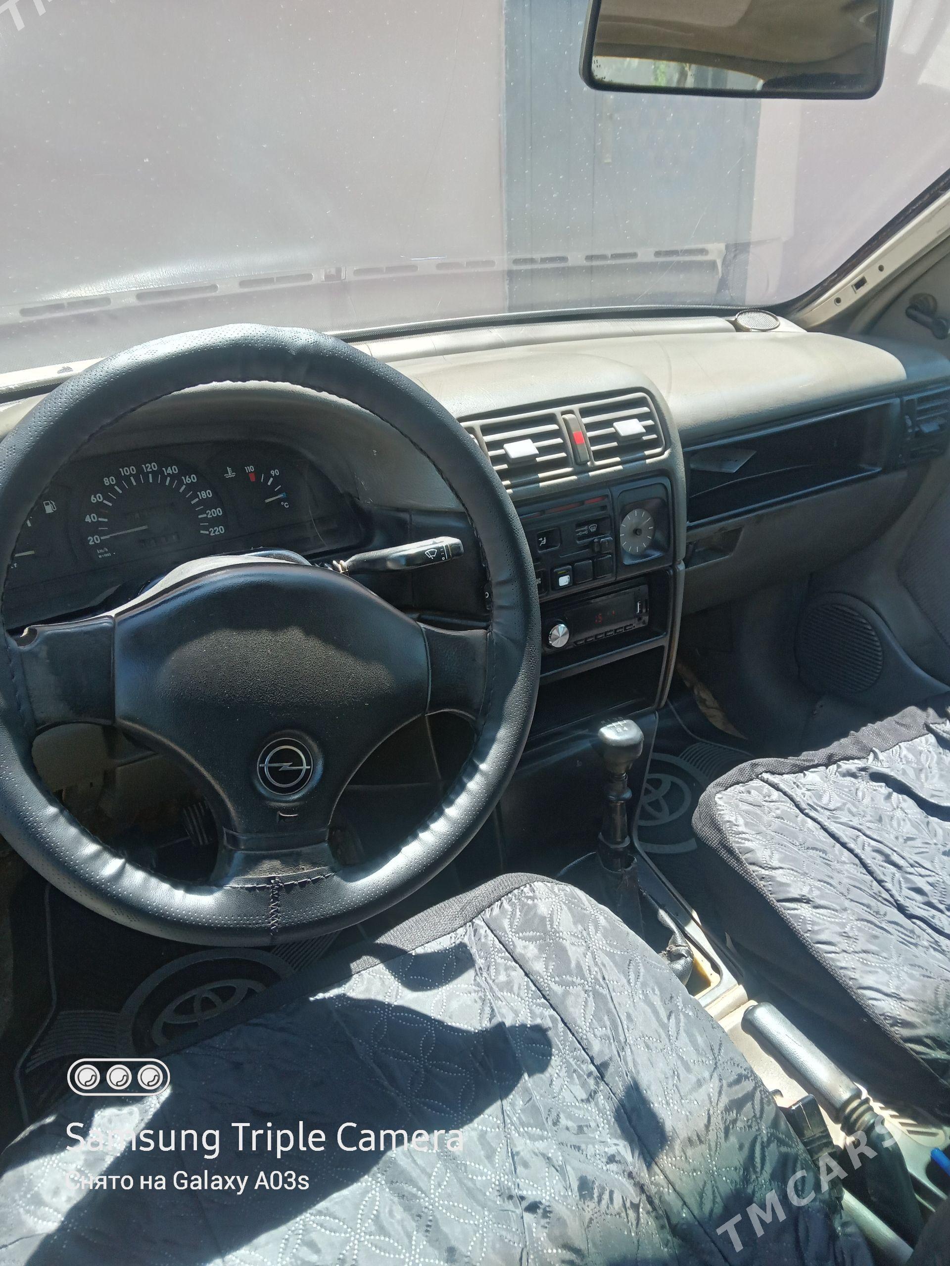 Opel Vectra 1991 - 17 000 TMT - Дашогуз - img 1