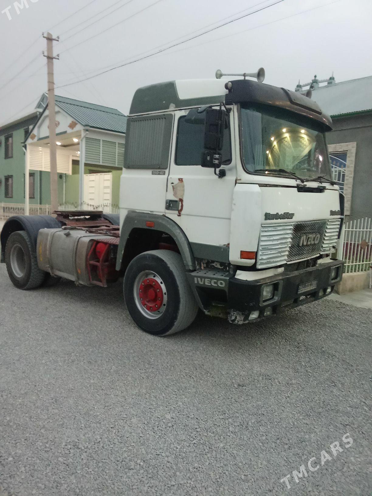 Volvo FH12 2000 - 220 000 TMT - Gyzylarbat - img 1