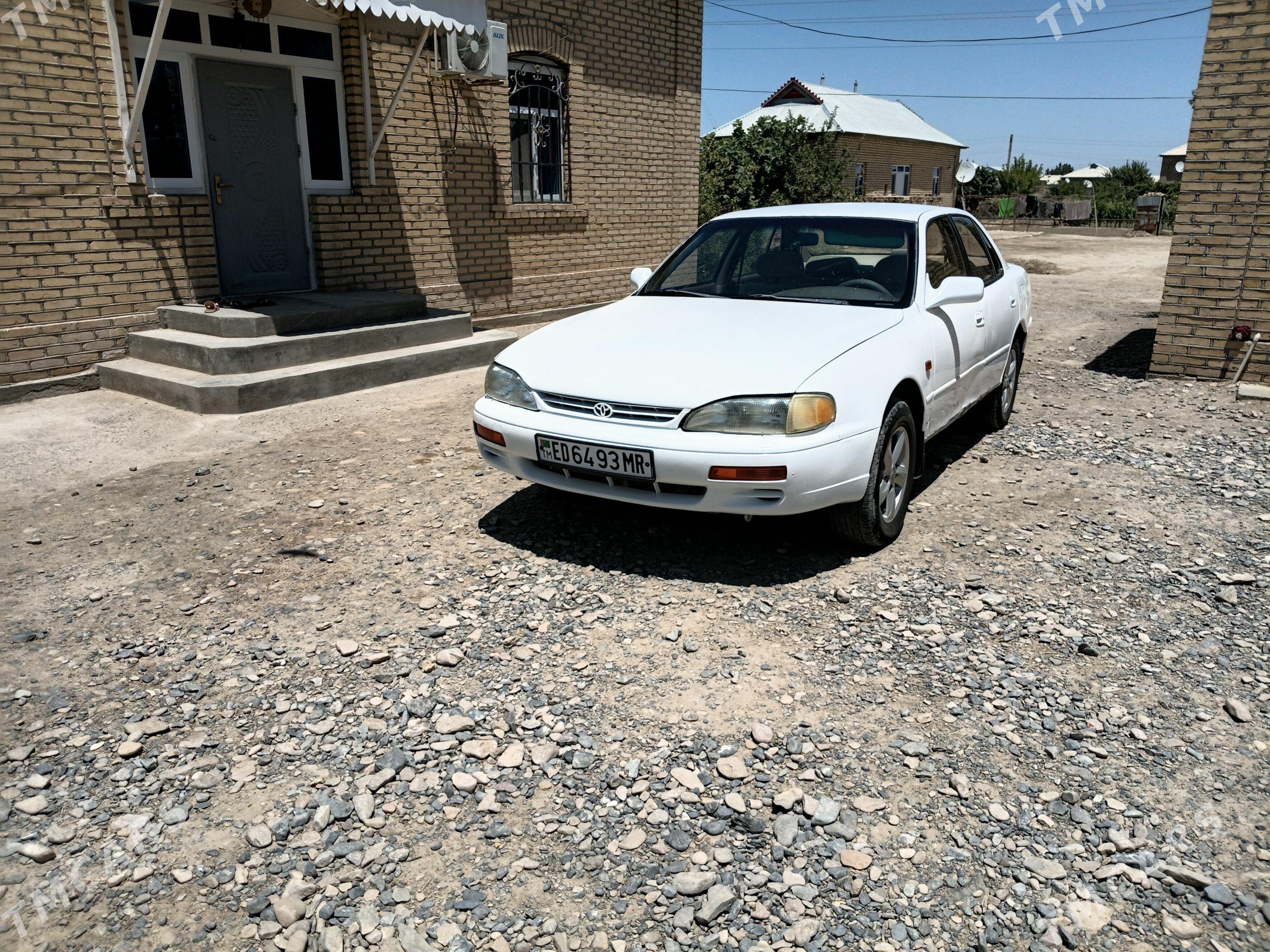 Toyota Camry 1993 - 75 000 TMT - Мары - img 1