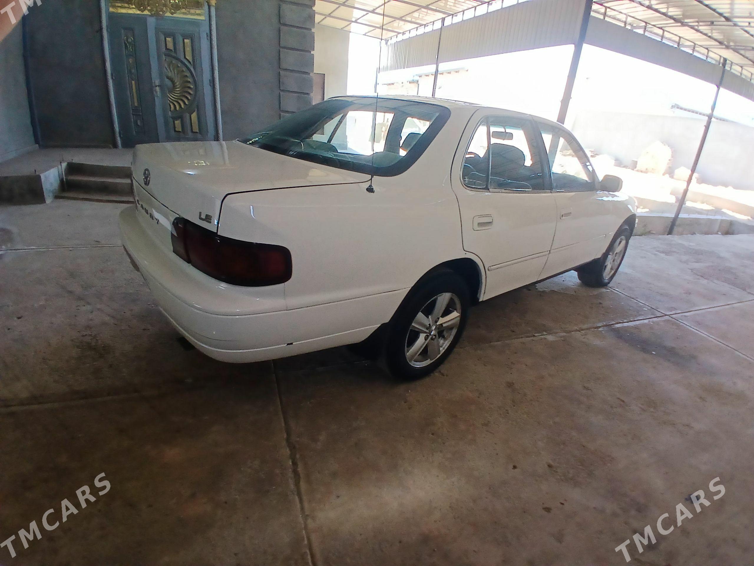 Toyota Camry 1995 - 100 000 TMT - Daşoguz - img 1