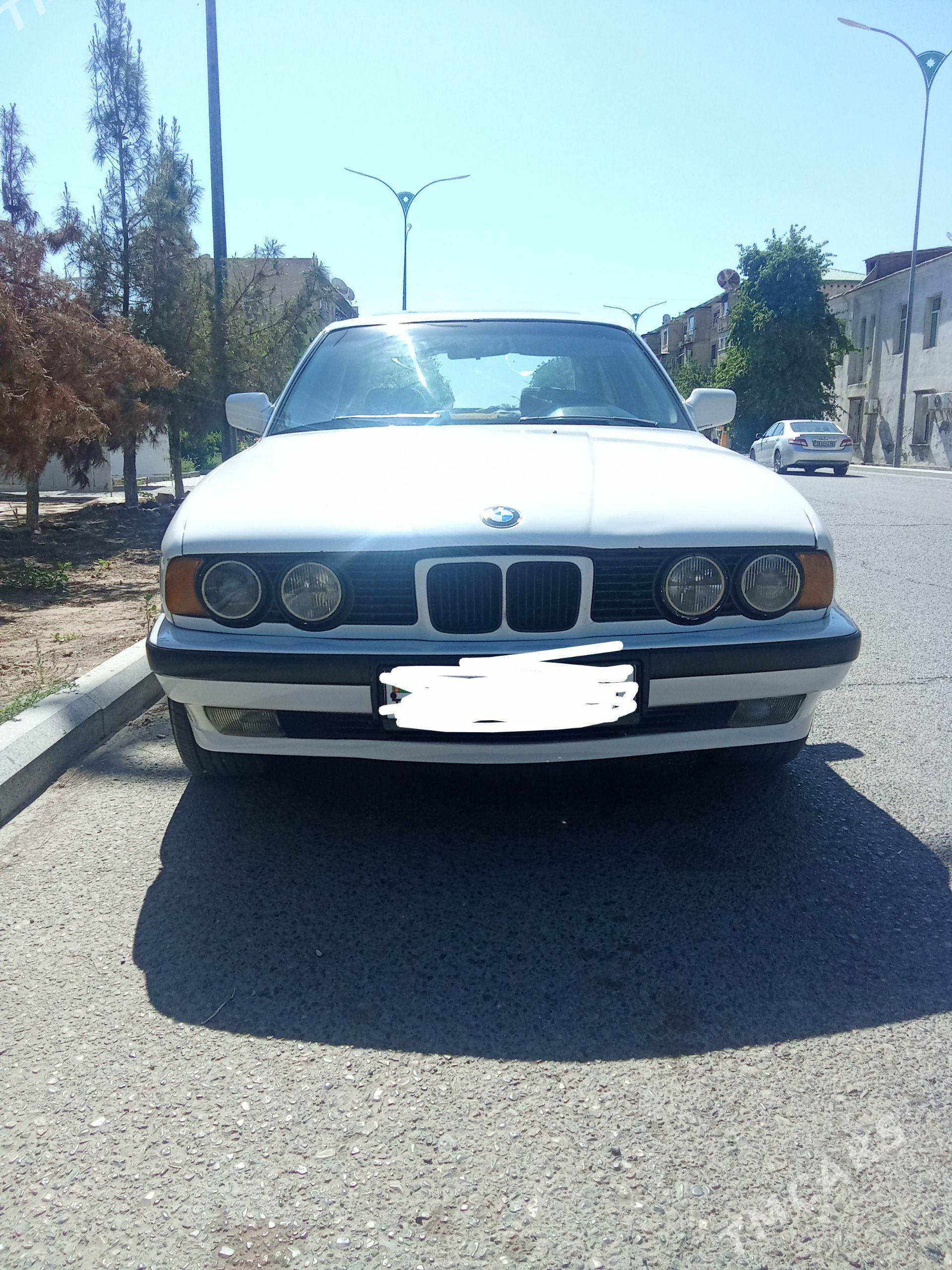BMW 520 1989 - 50 000 TMT - Мары - img 1